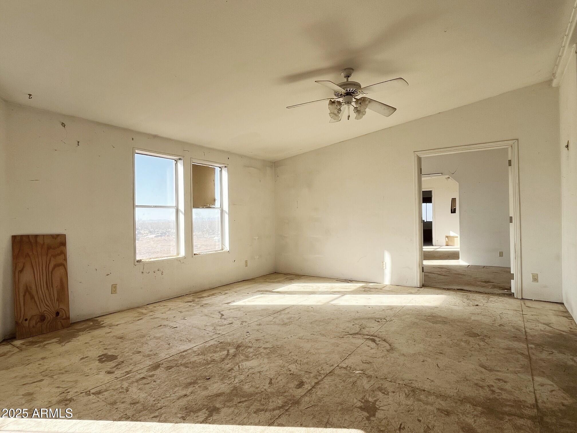 8877 E NIGHT OWL Trail