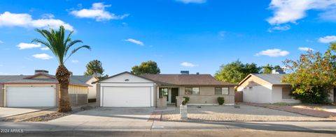 Single Family Residence in Glendale AZ 5630 VOGEL Avenue.jpg