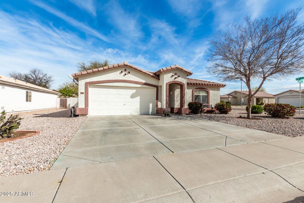 Photo of 7356 W Solano Drive S, Glendale, AZ 85303 (MLS # 6923485)