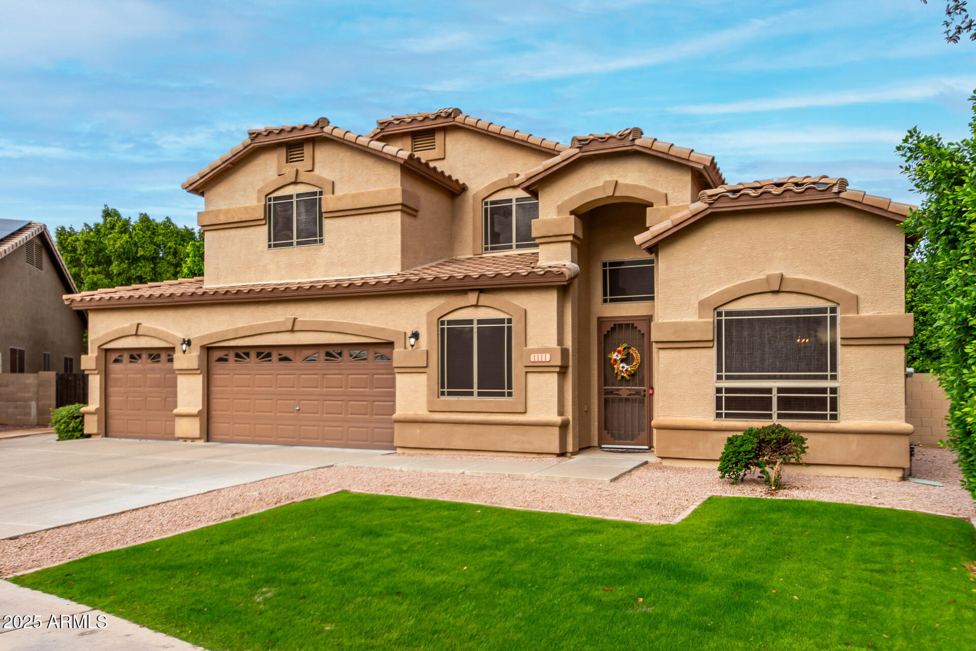 1111 S SANDSTONE Street