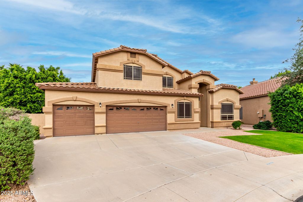 Photo of 1111 S Sandstone Street, Gilbert, AZ 85296 (MLS # 6950101)