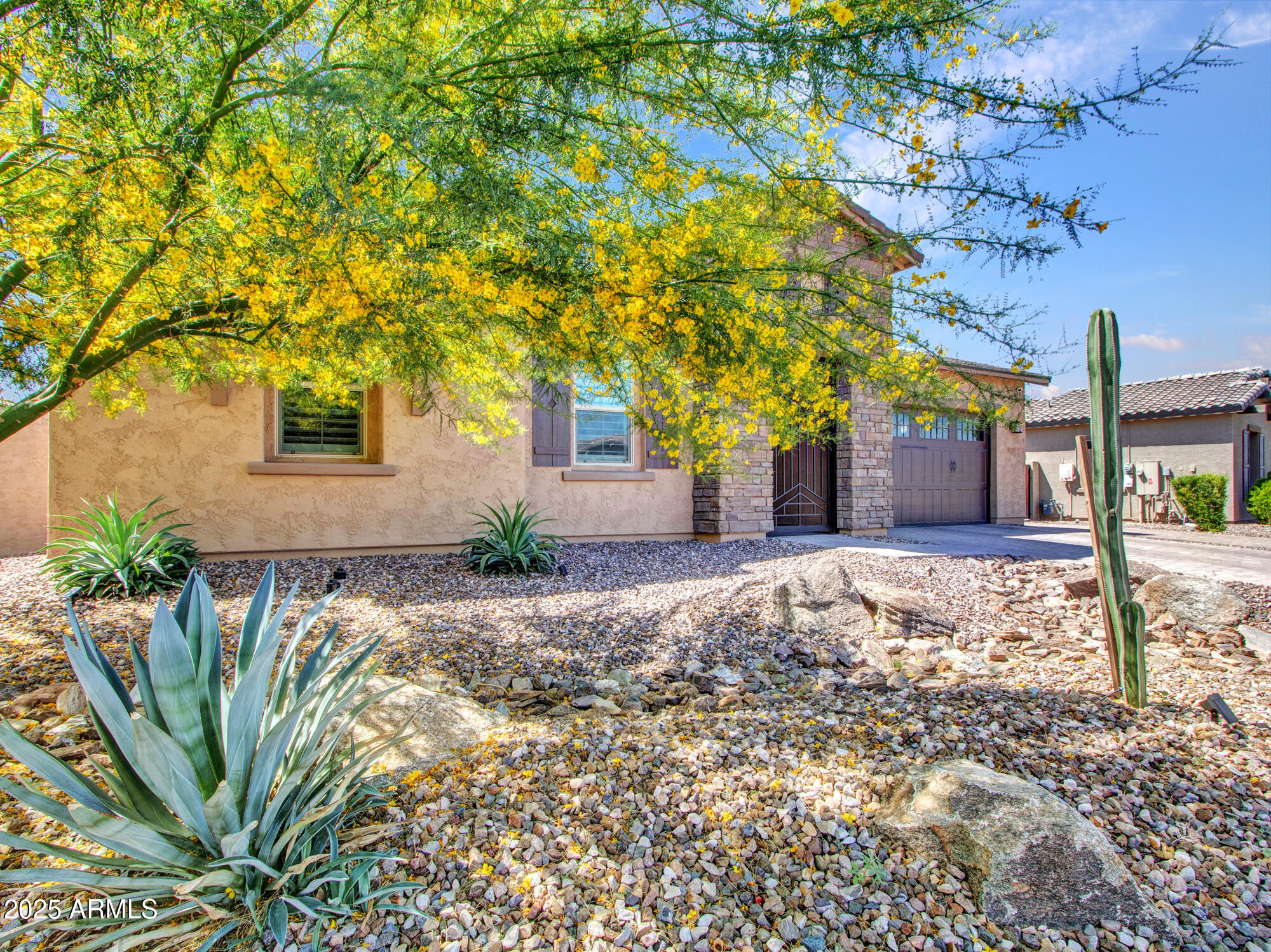 9253 W SANDS Drive