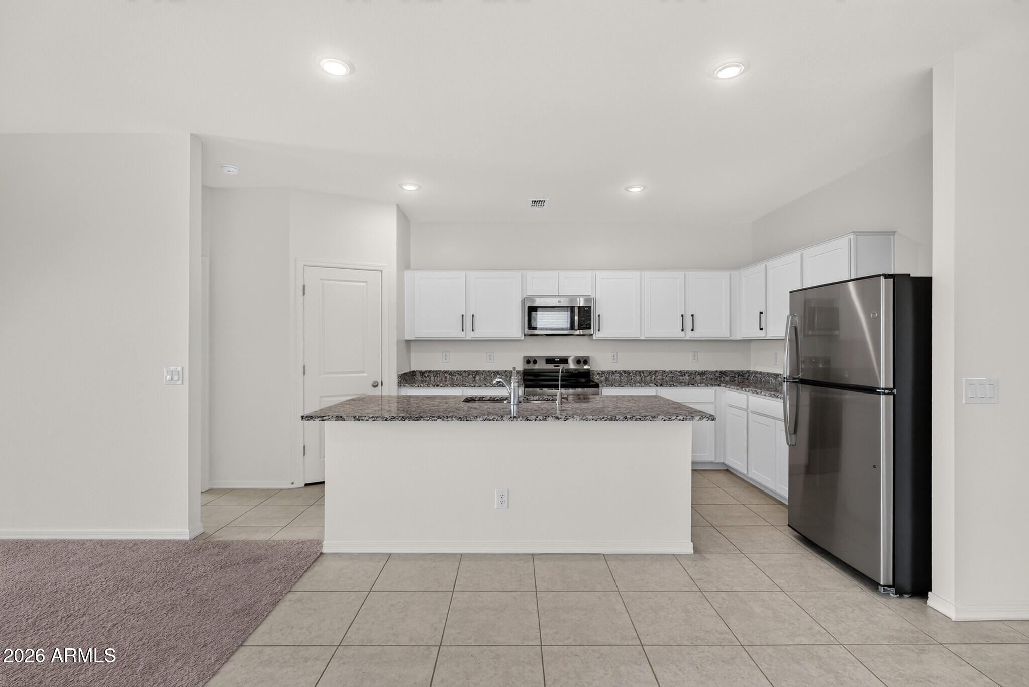 2097 E GRAZING MEADOW Lane
