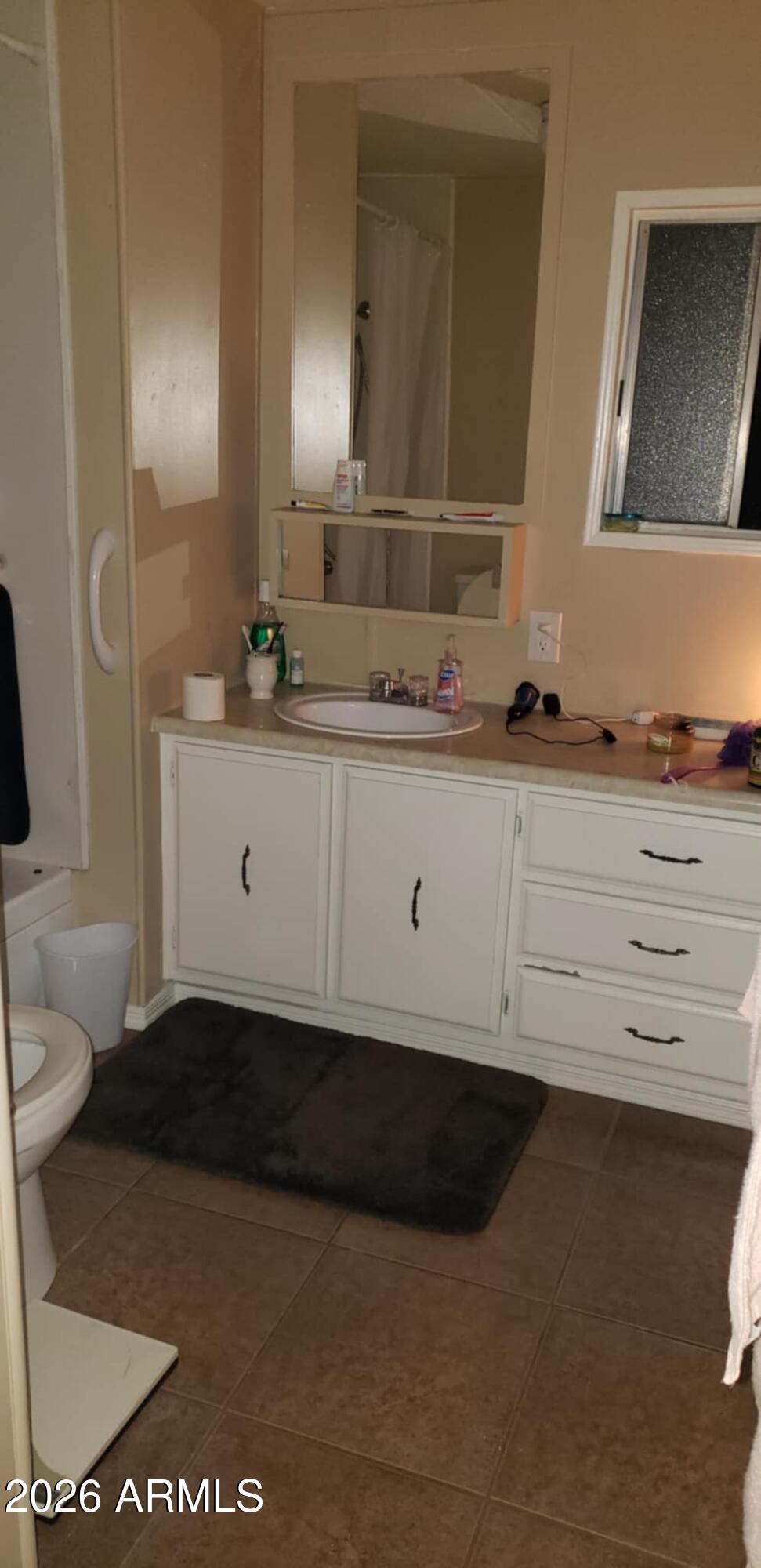 1150 N DELAWARE Drive N OFC