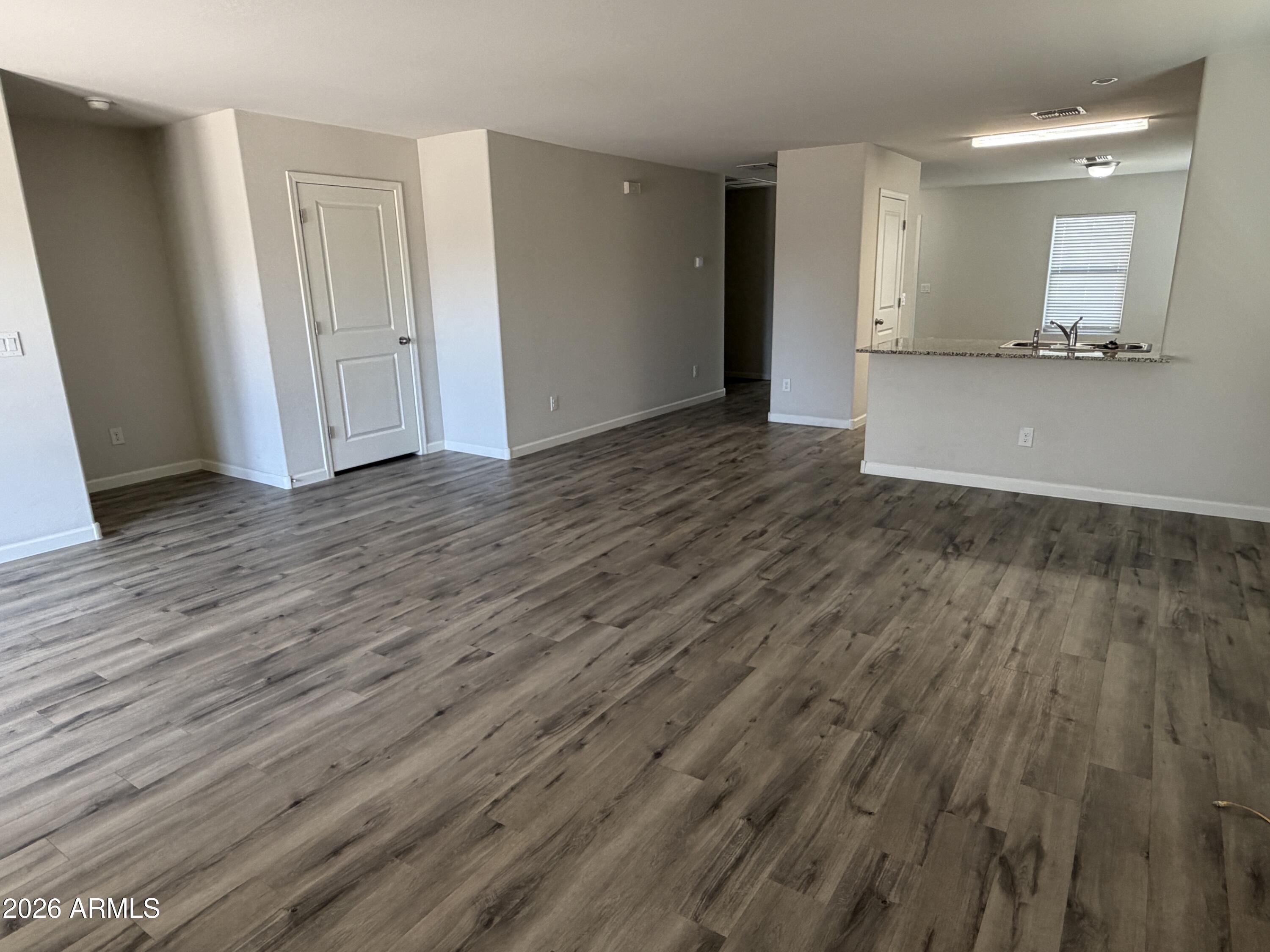2025 E VELVET Place