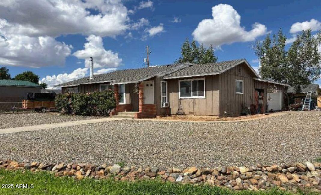 3400 N CONSTANCE Drive