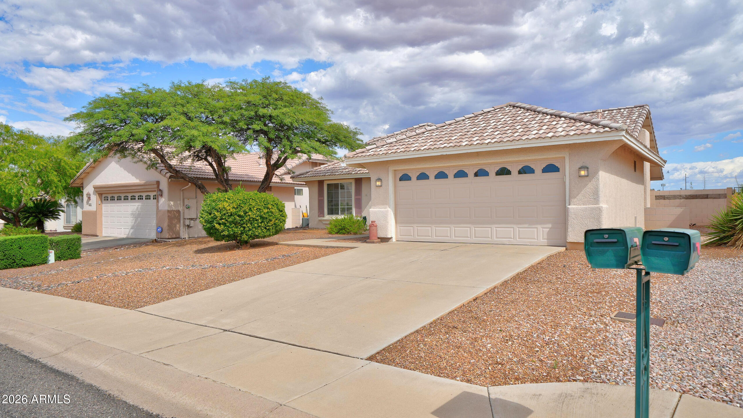2250 EVENING SHADOW Court