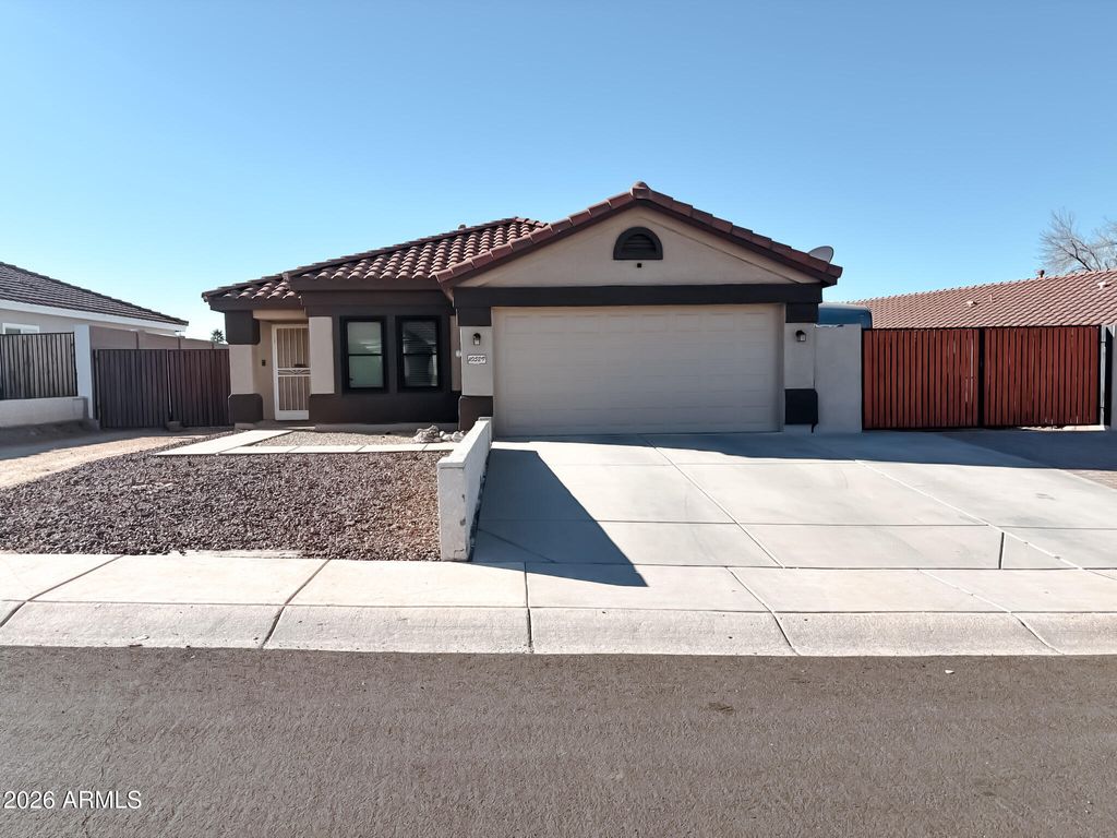 Photo of 10529 W Robin Lane, Peoria, AZ 85383 (MLS # 6988114)