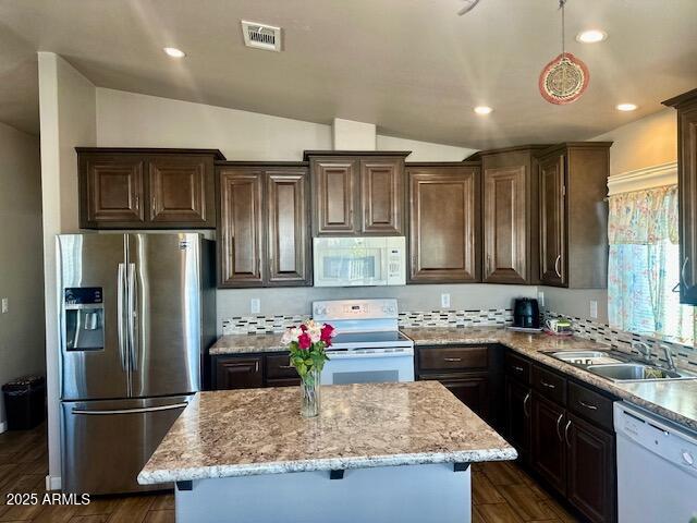 650 N Hawes Road 3511