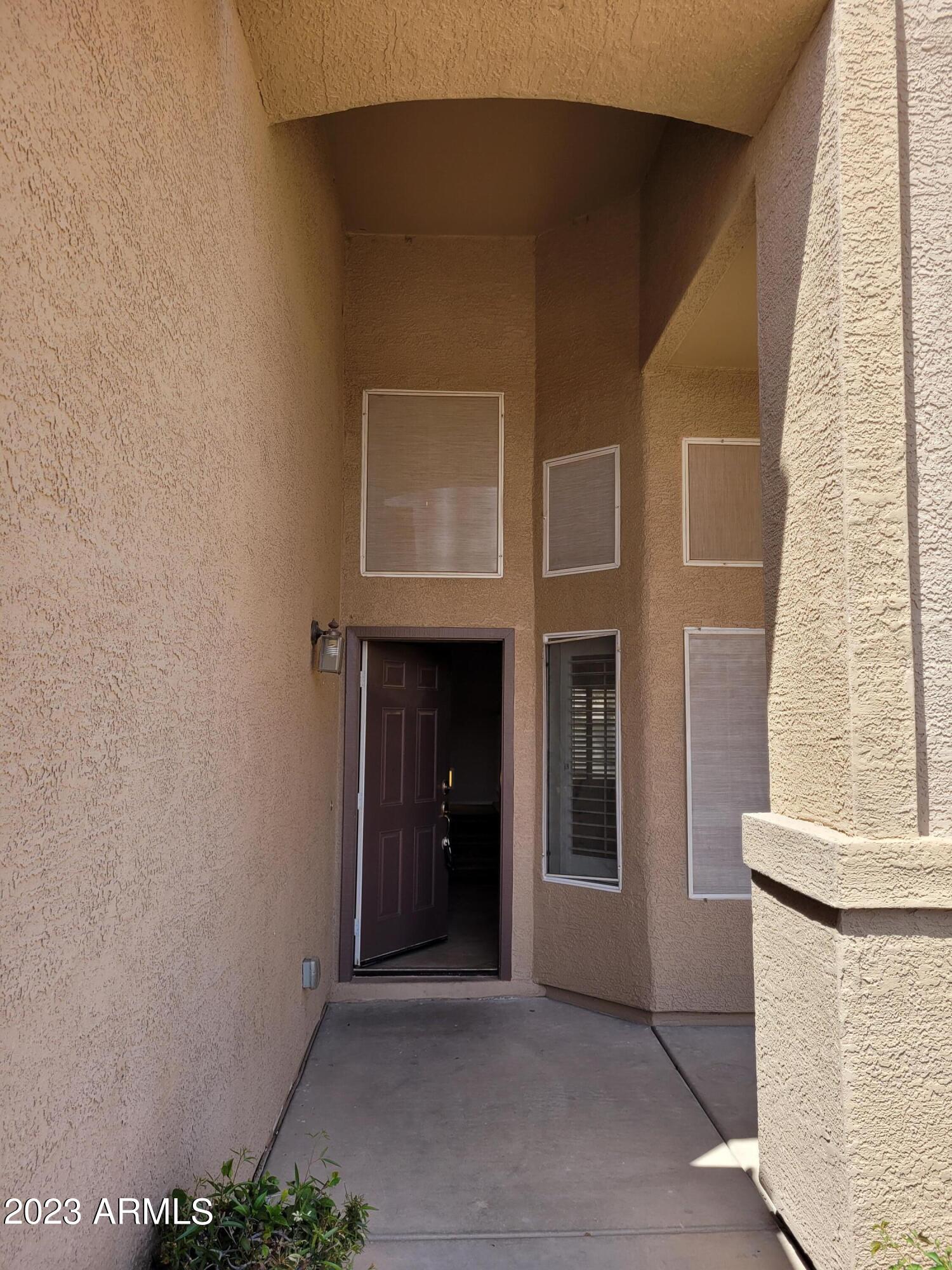 1270 W Flintlock Way
