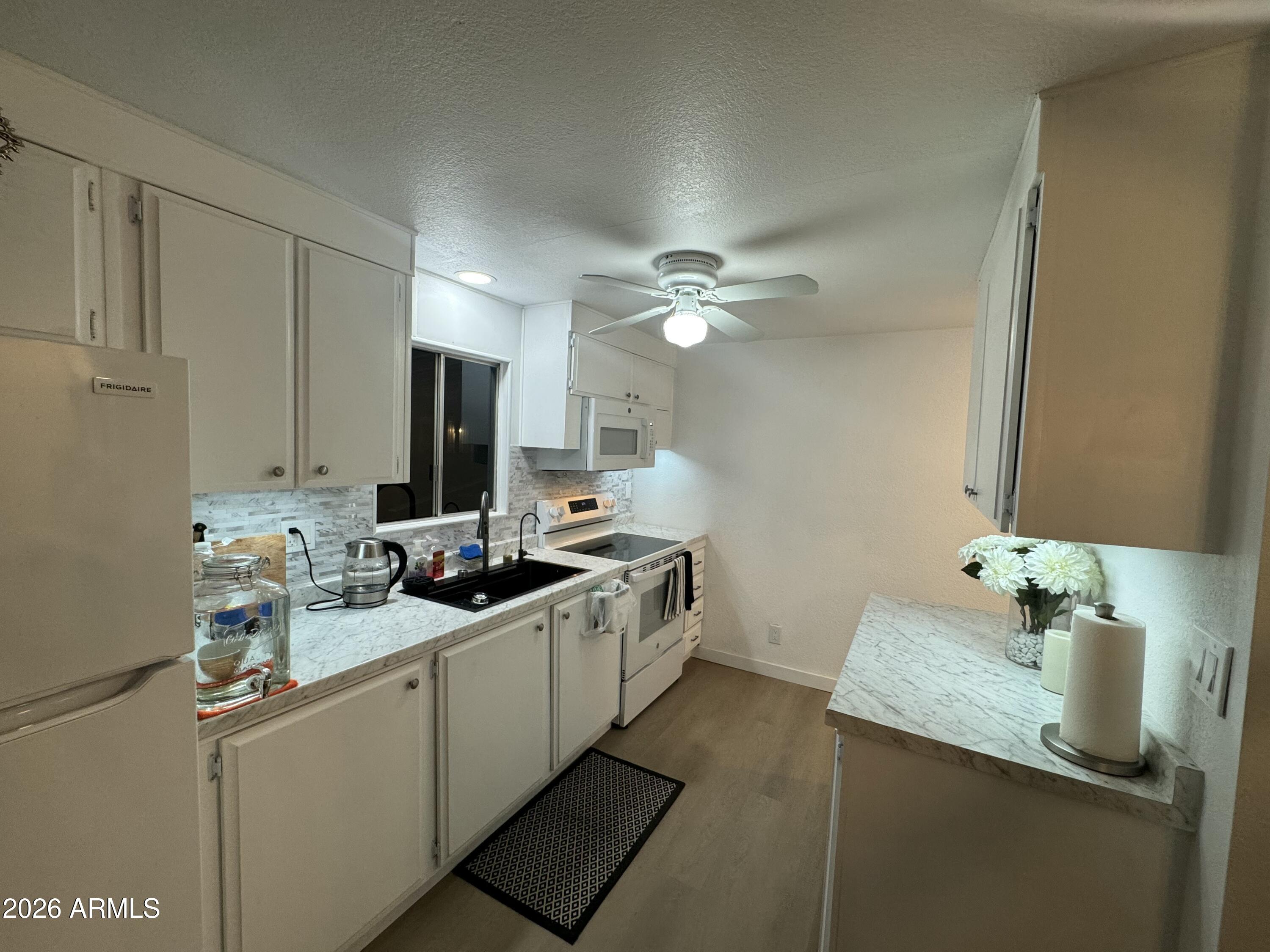 6960 W PEORIA Avenue 51