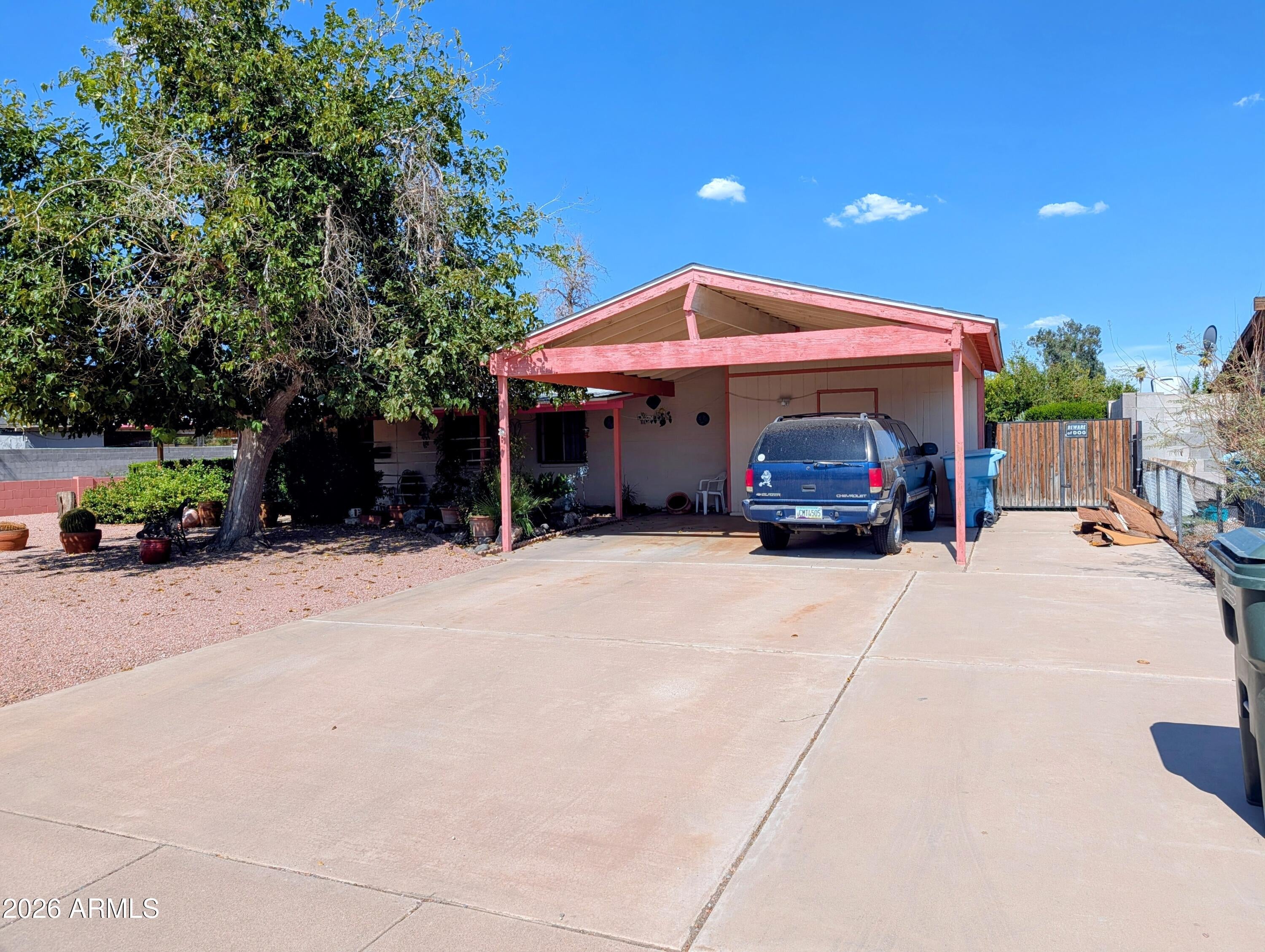 4213 N 73RD Lane