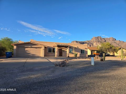 5660 E Calle Mirage -- Apache Junction AZ 85119