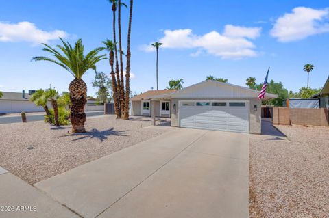 Photo of 1106 E Fremont Drive, Tempe, AZ 85282 (MLS # 7058222)