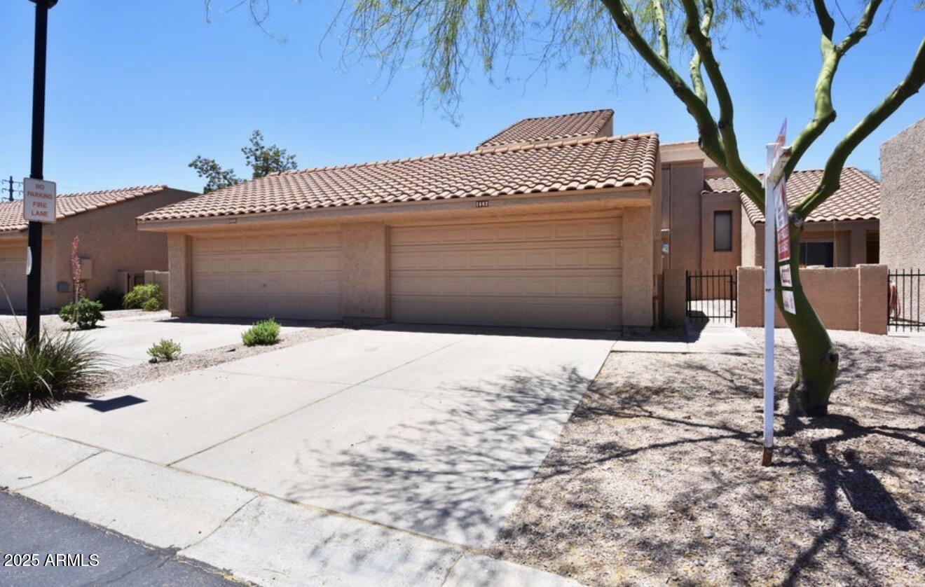 1642 N EL CAMINO Drive