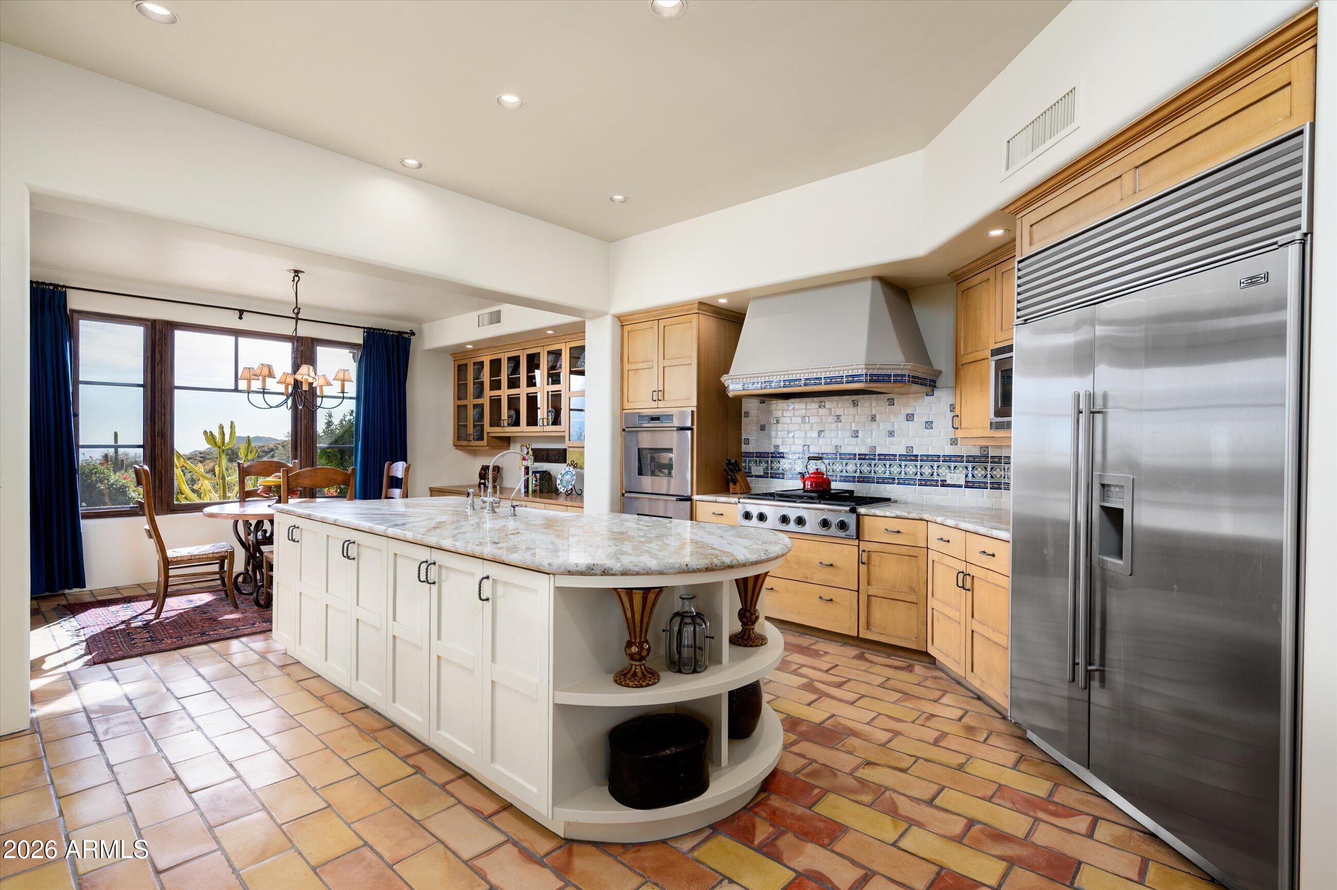 Desert mountain - Residential