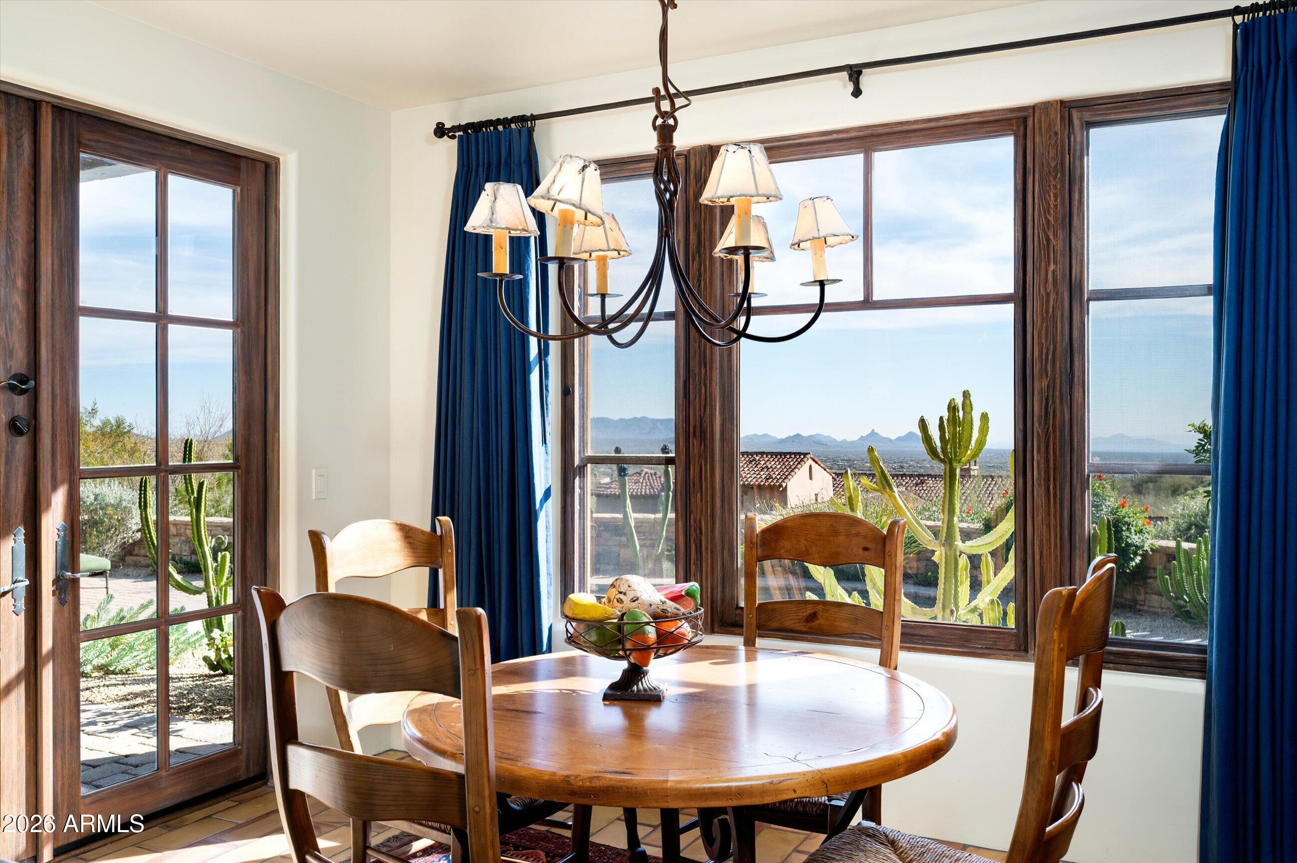 Desert mountain - Residential