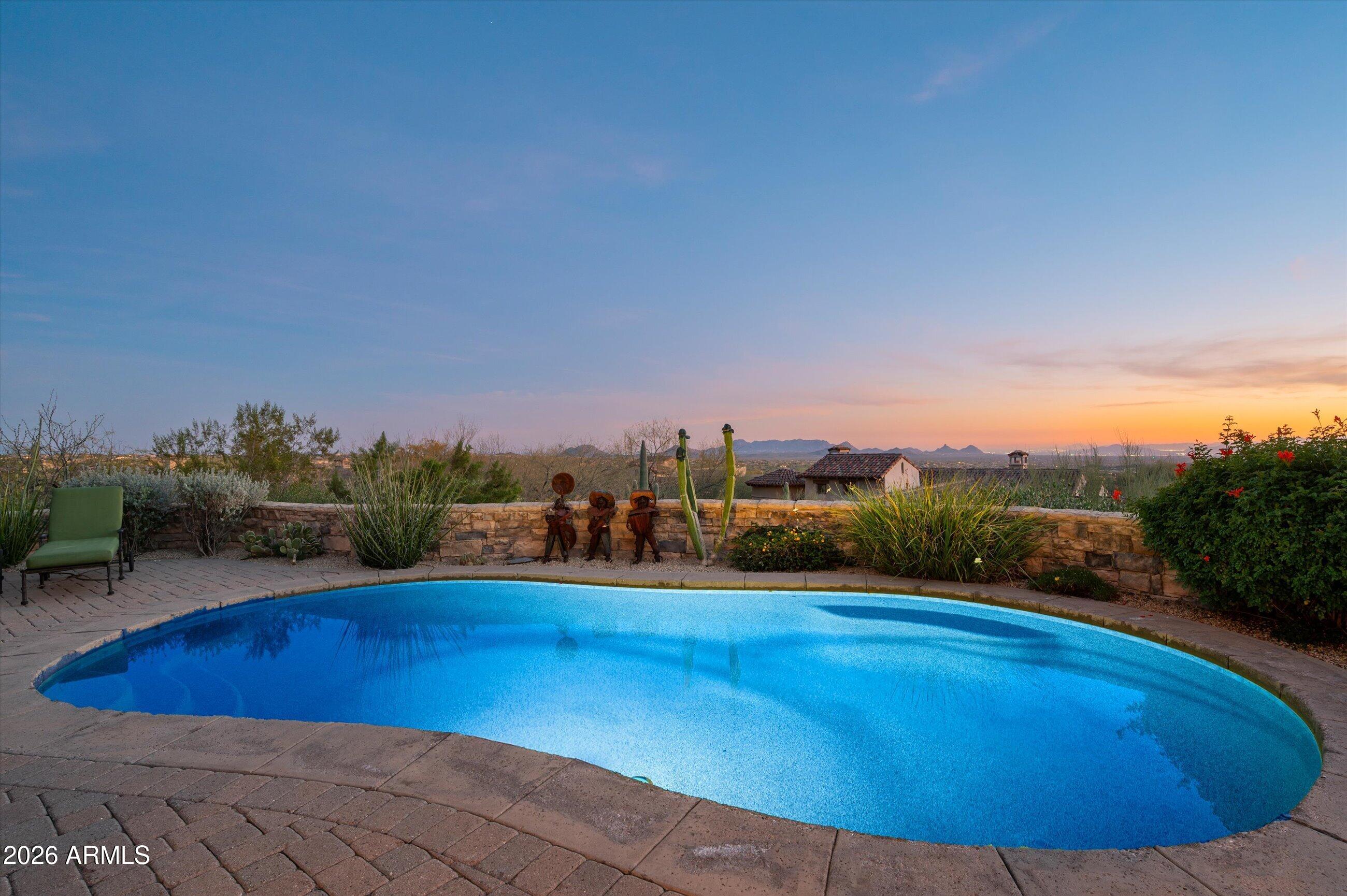 Desert mountain - Residential