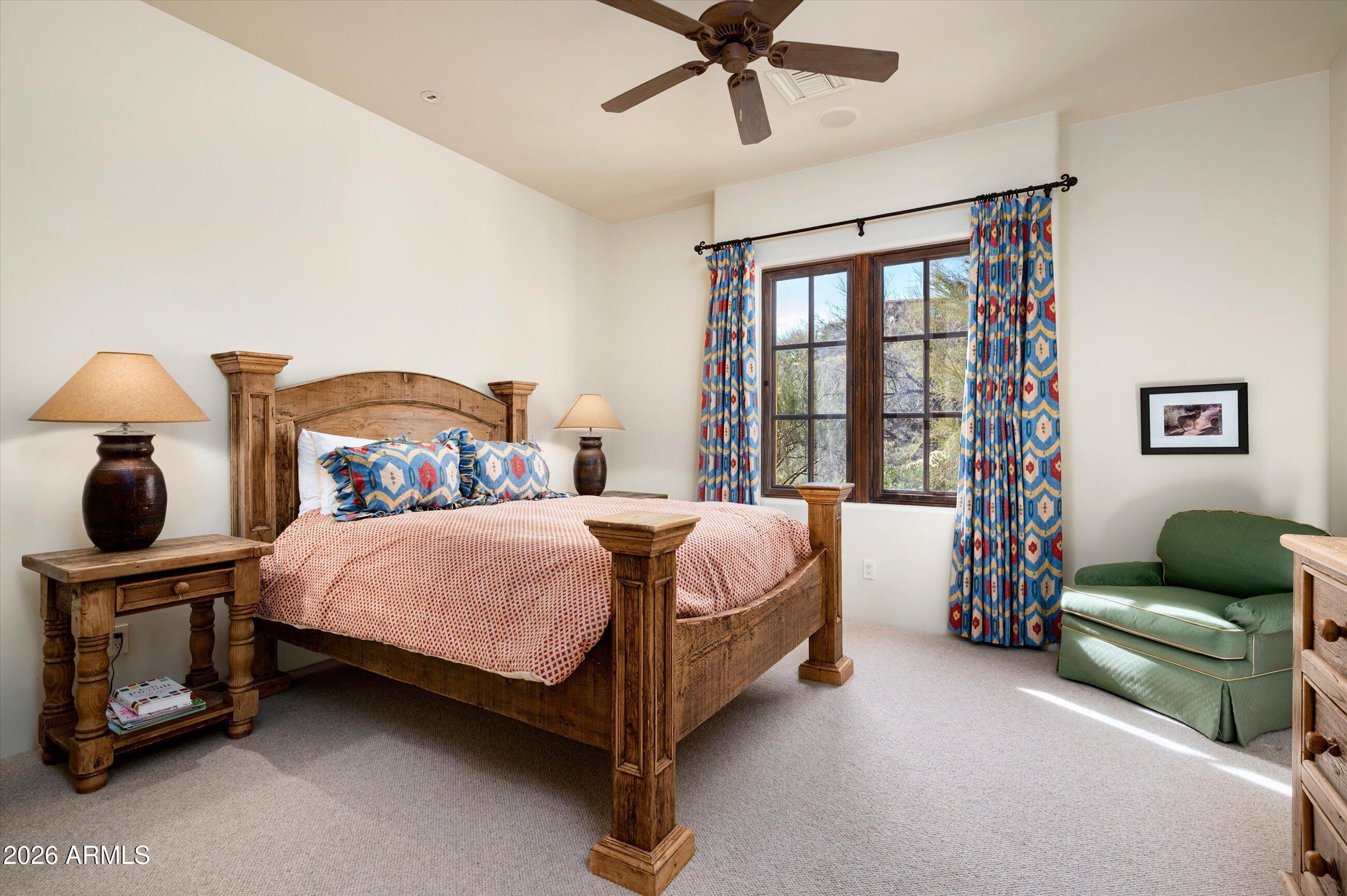 Desert mountain - Residential