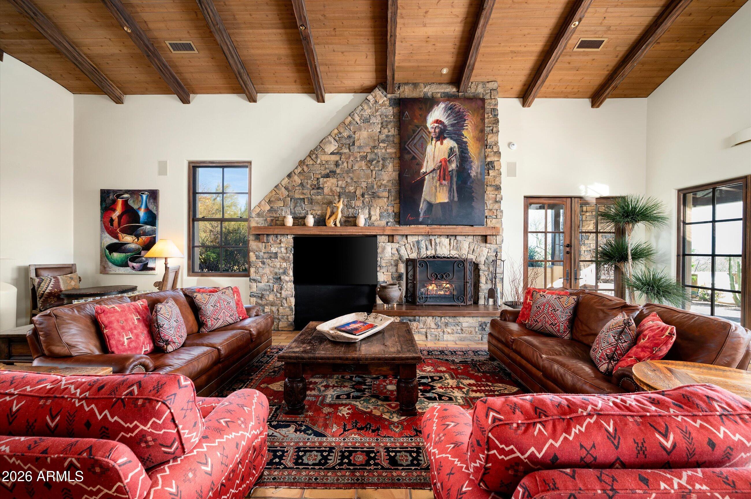 Desert mountain - Residential