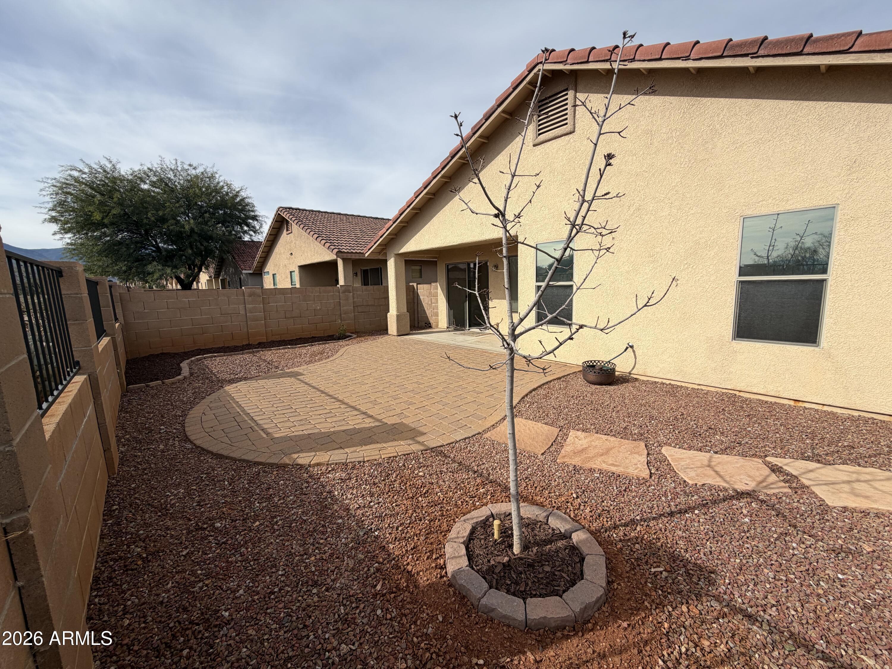HOLIDAY AT PDS PHASE 3 AMENDED - Residential Lease