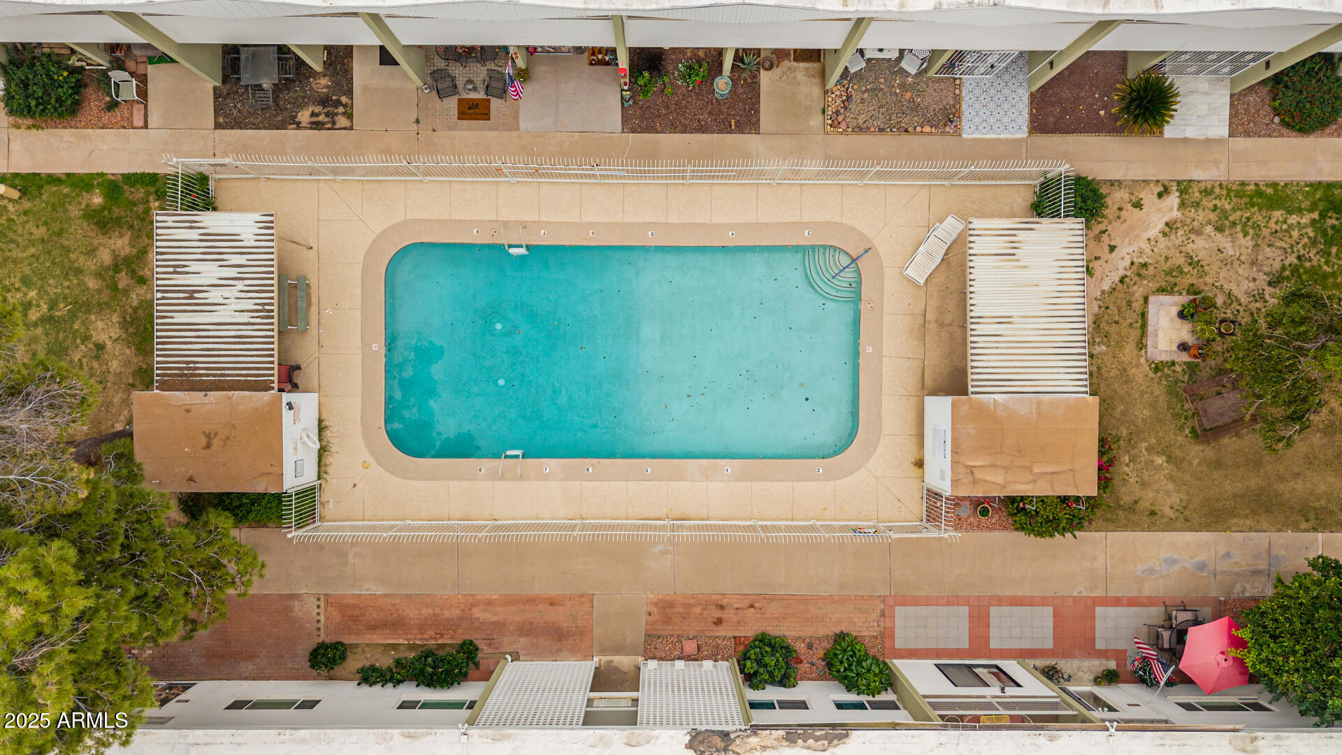 SCOTTSDALE EAST - Residential