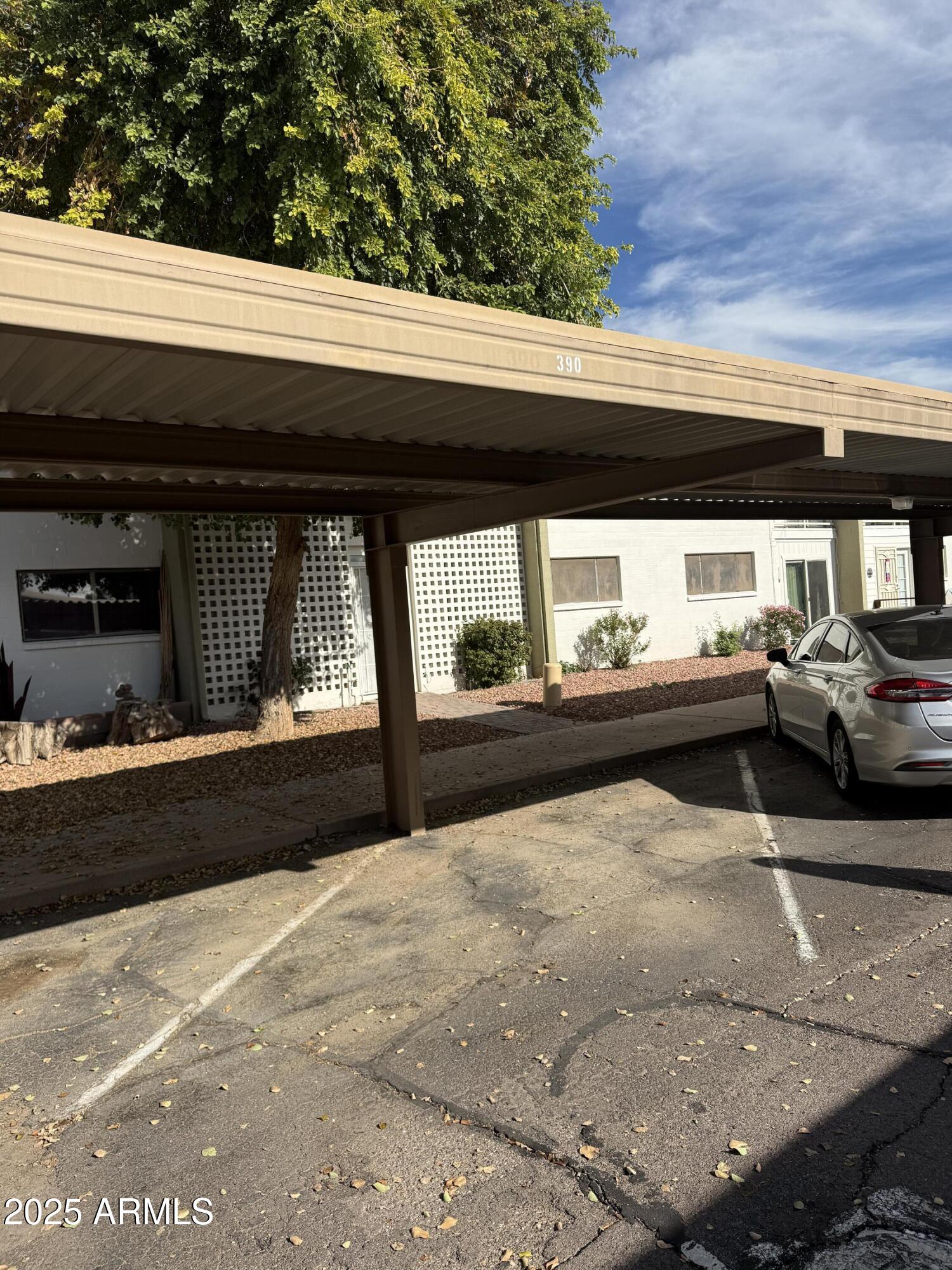 SCOTTSDALE EAST - Residential
