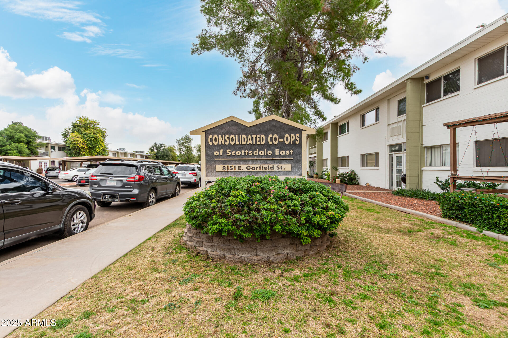 SCOTTSDALE EAST - Residential