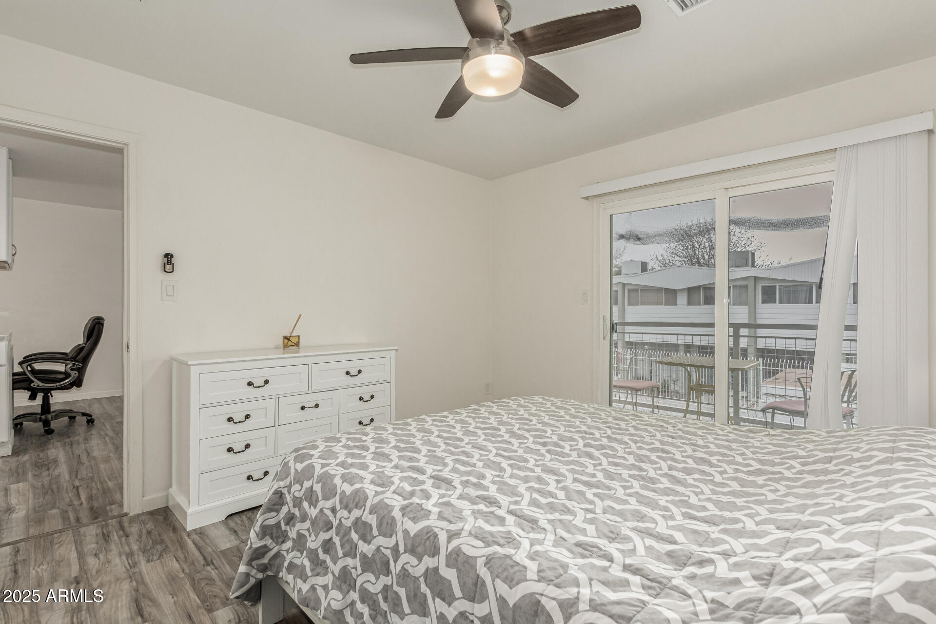 SCOTTSDALE EAST - Residential