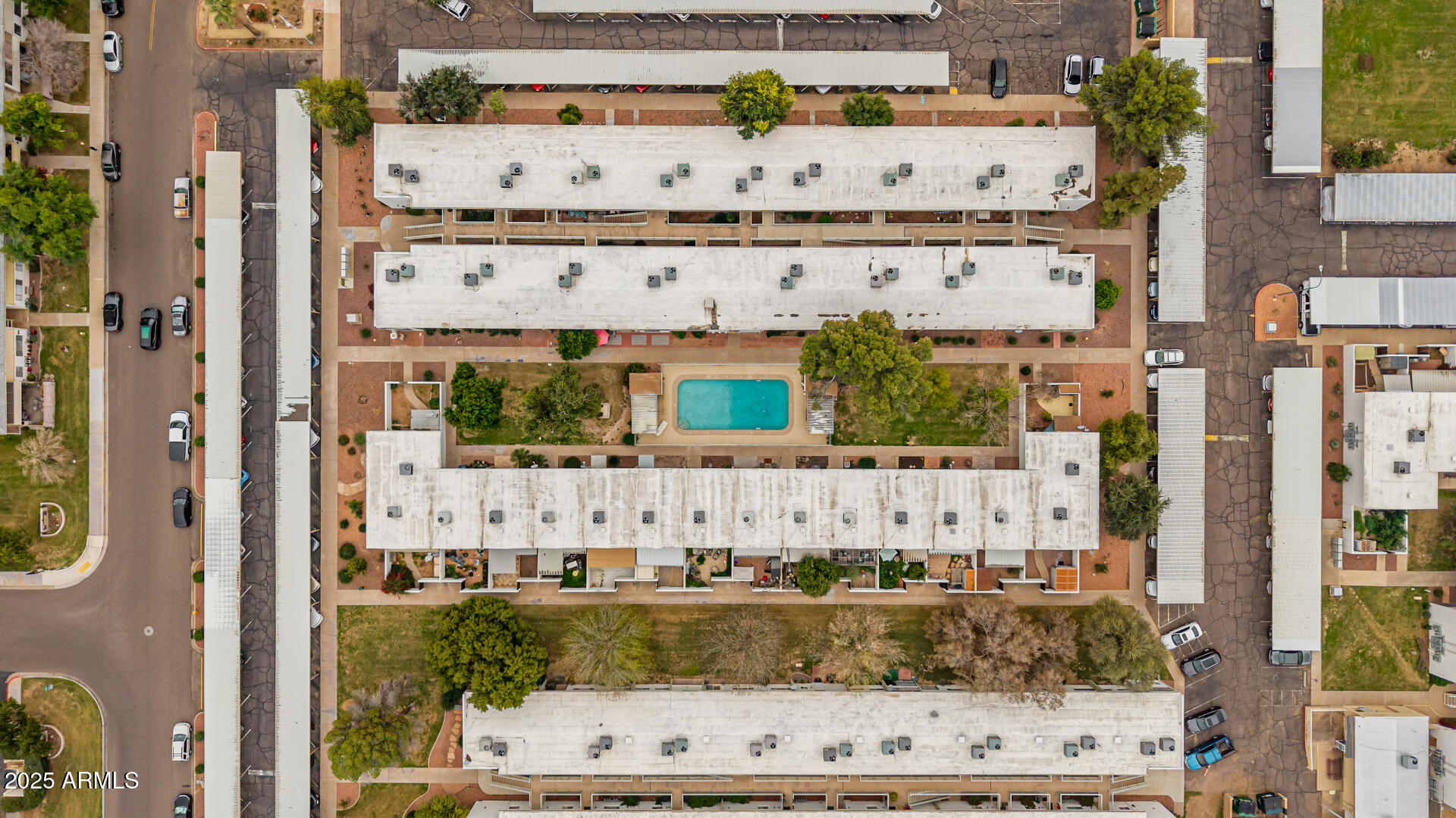SCOTTSDALE EAST - Residential