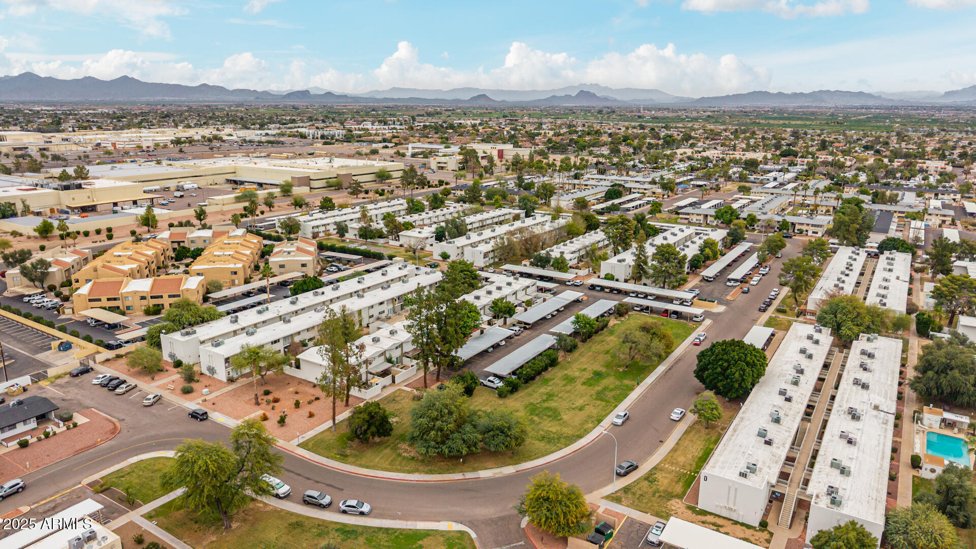 SCOTTSDALE EAST - Residential