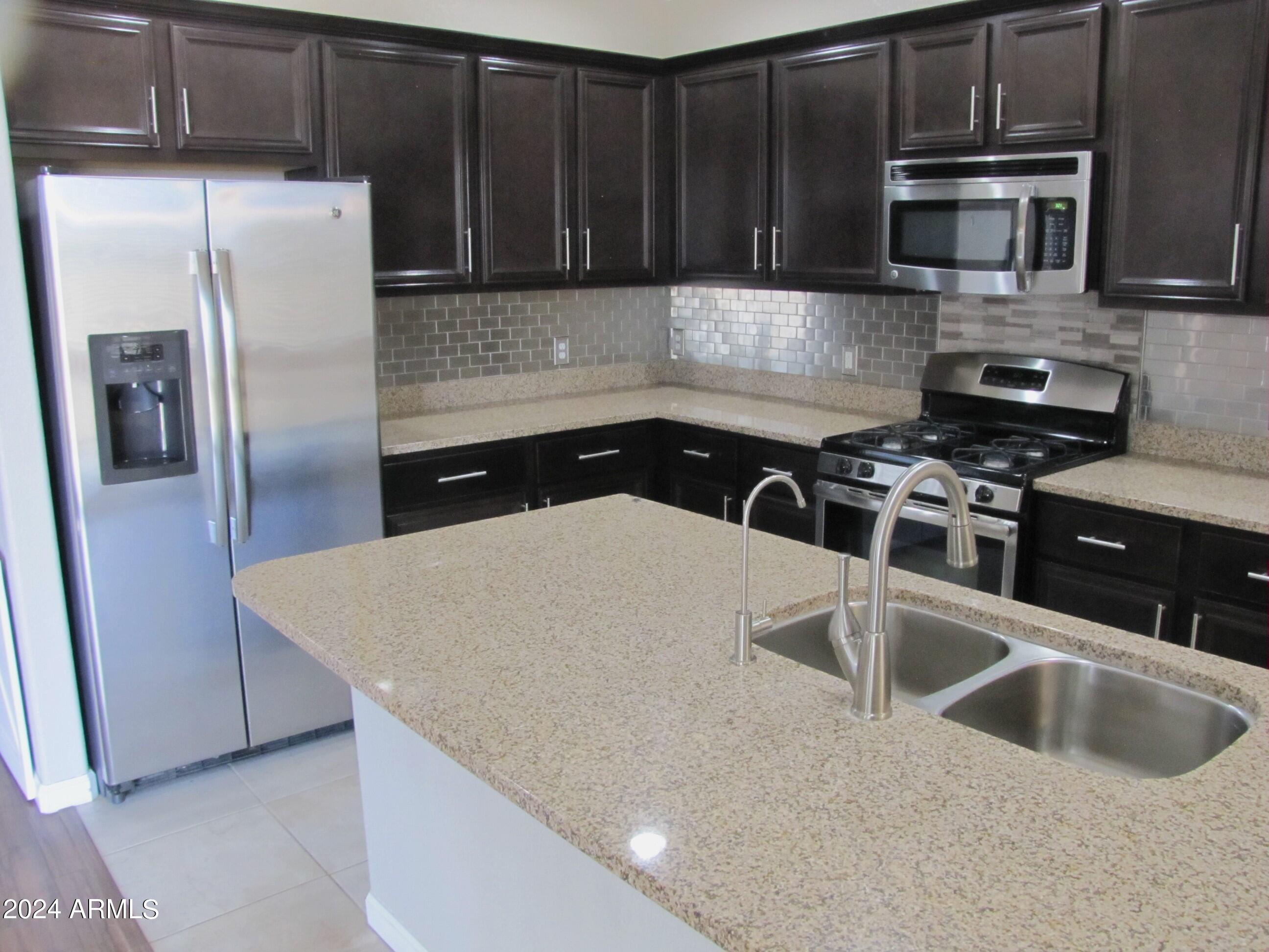 SUMMIT HEIGHTS - Residential Lease