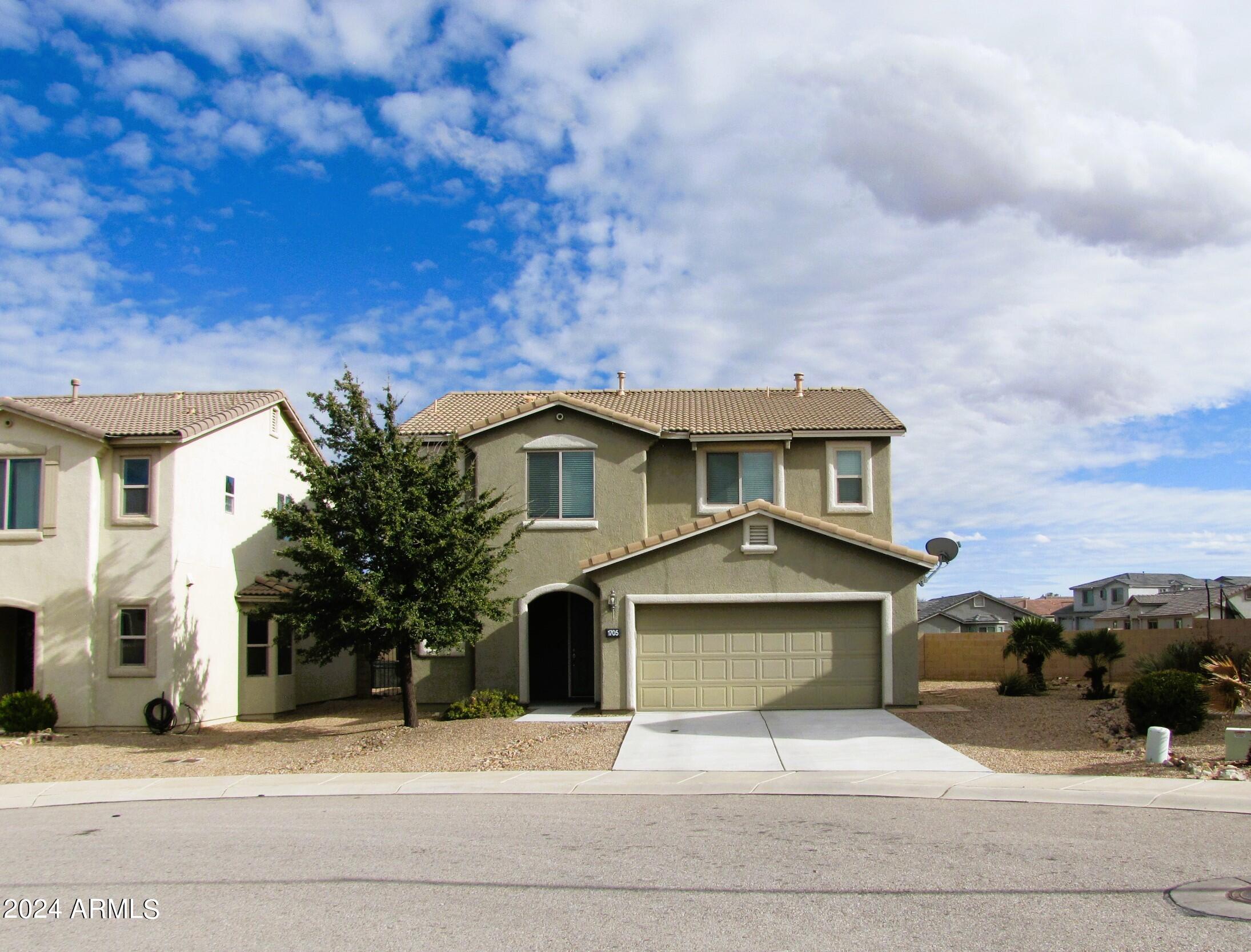 SUMMIT HEIGHTS - Residential Lease