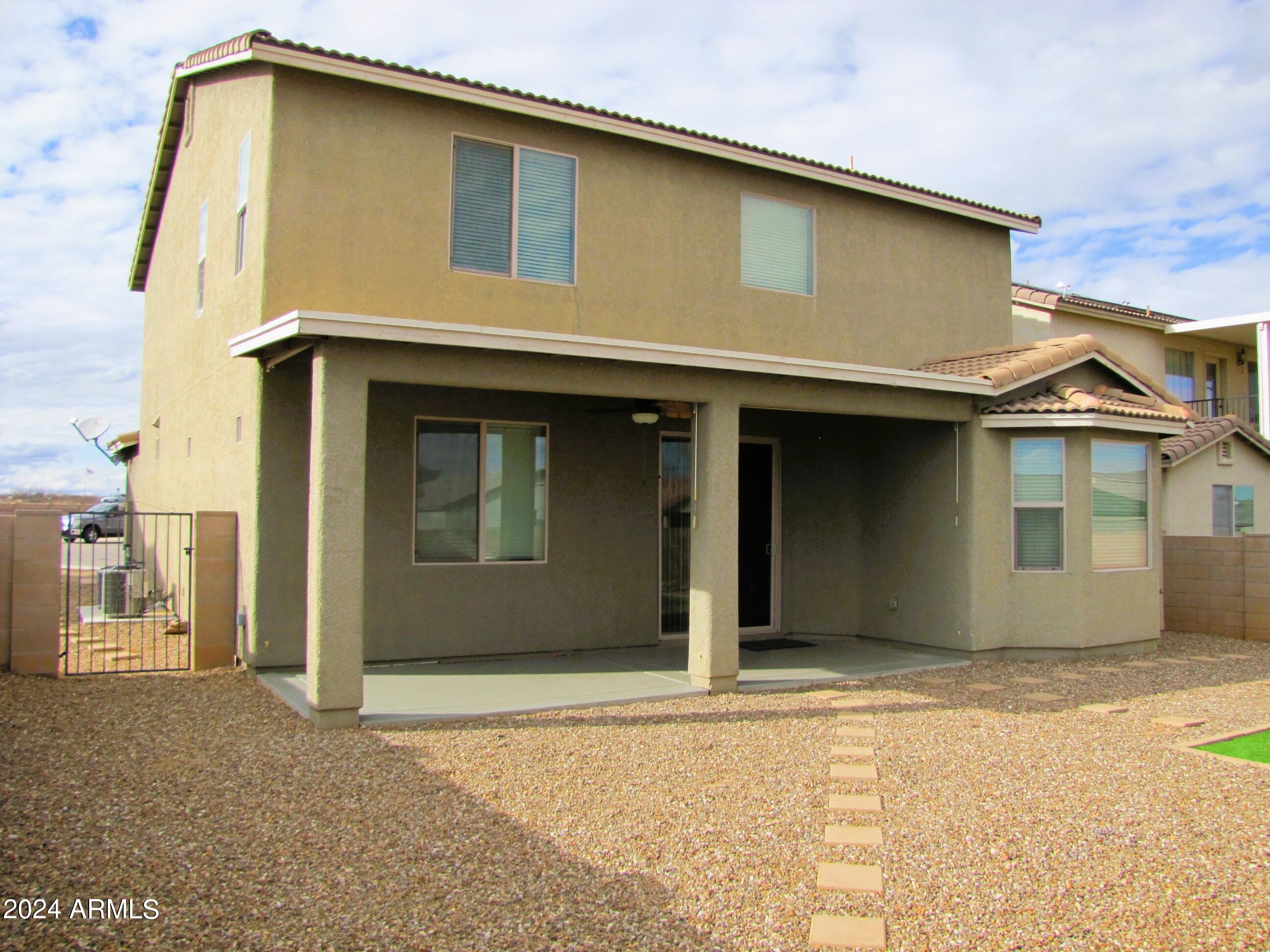 SUMMIT HEIGHTS - Residential Lease