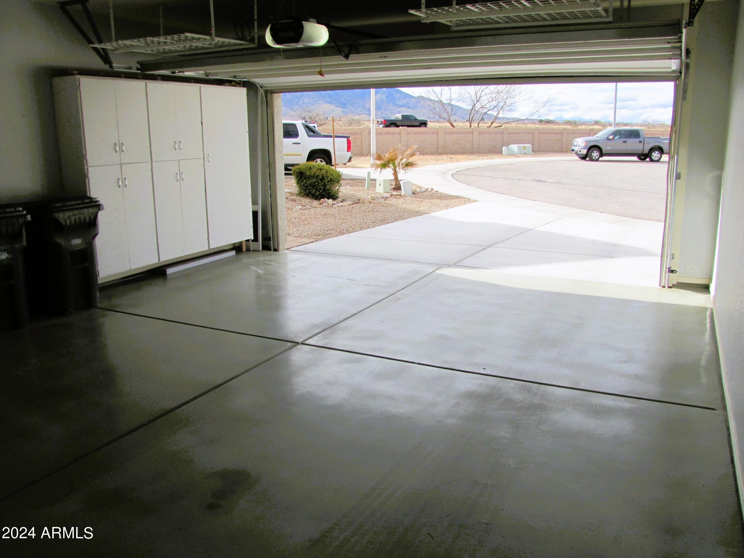 SUMMIT HEIGHTS - Residential Lease