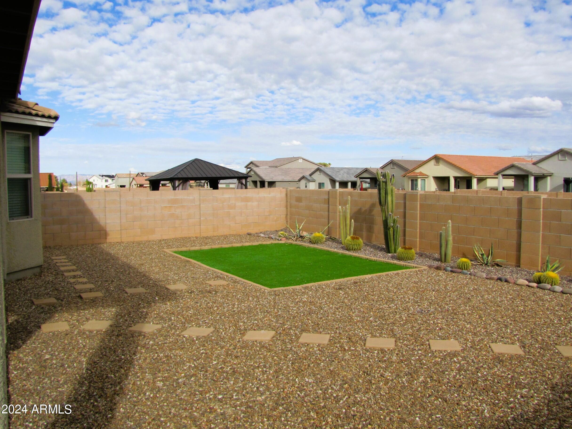 SUMMIT HEIGHTS - Residential Lease