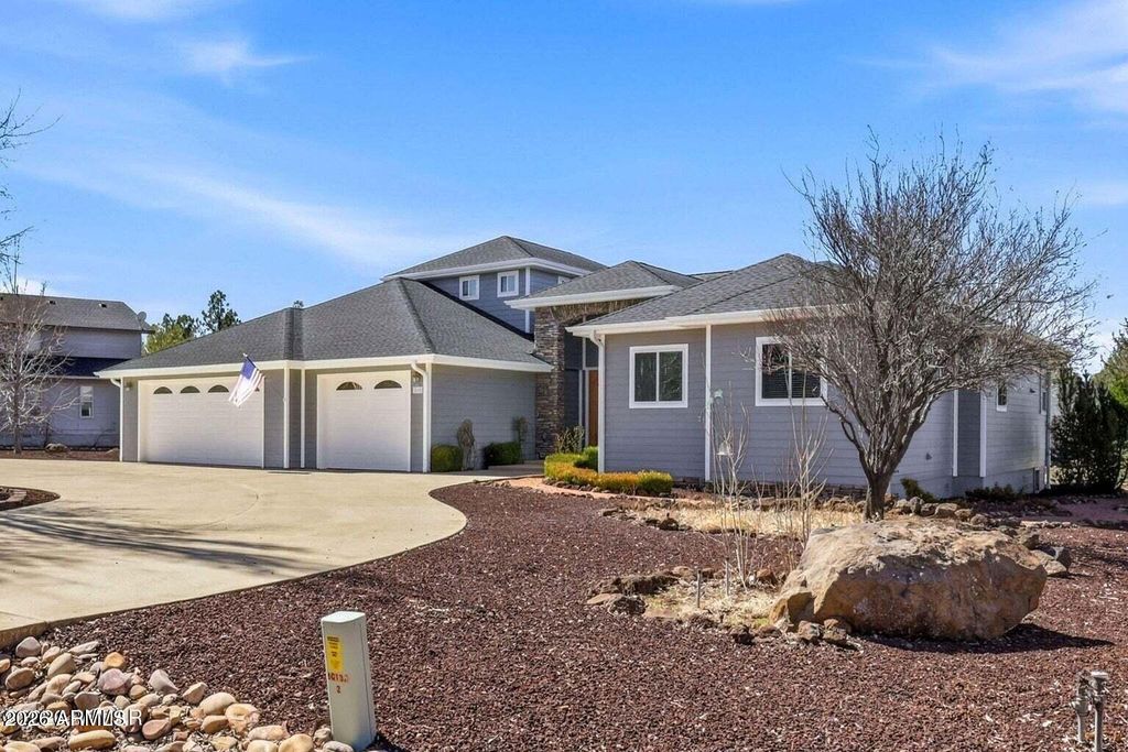 Photo of 880 Rainbow View Drive, Lakeside, AZ 85929 (MLS # 7002223)