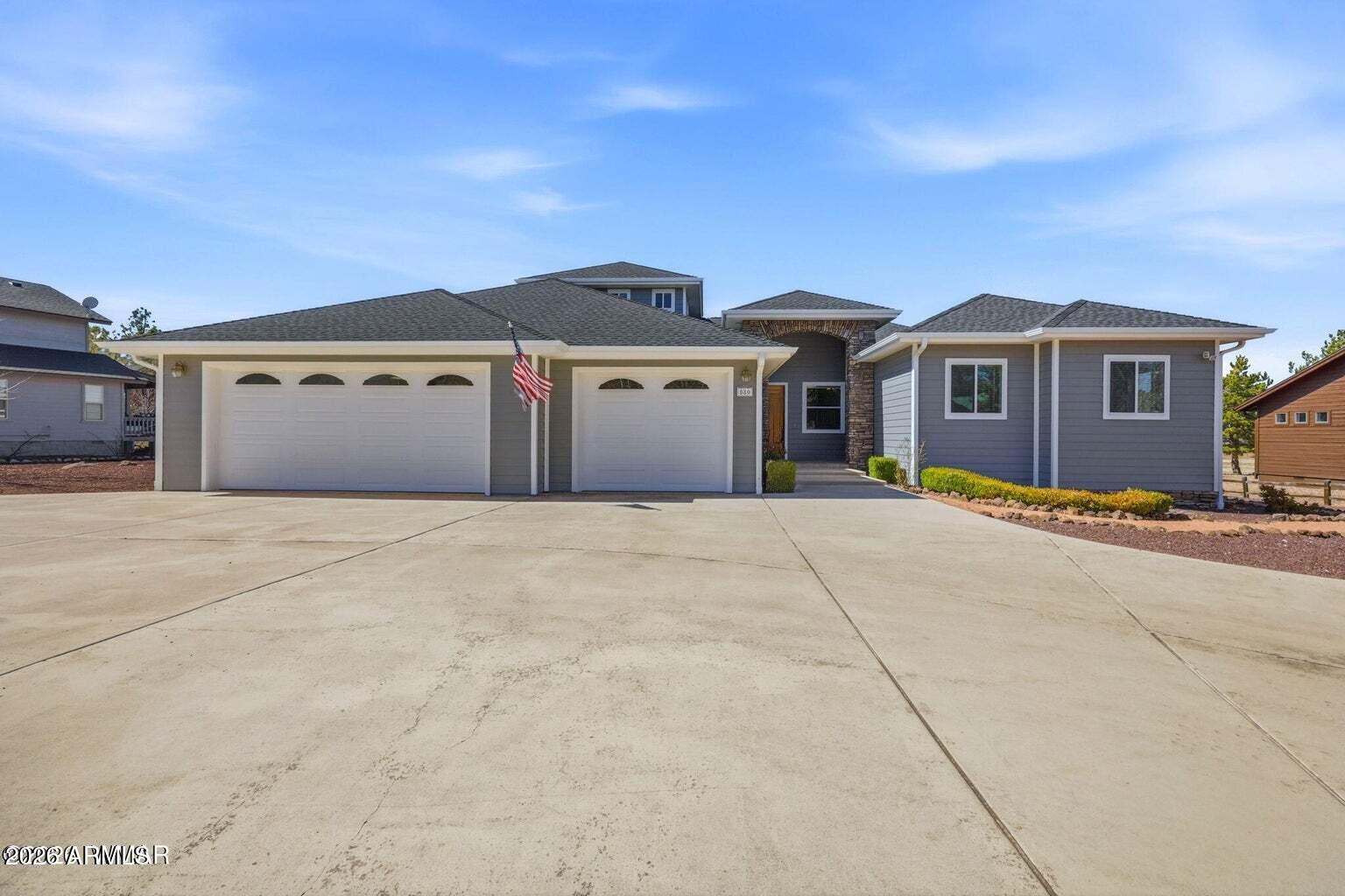 880 RAINBOW VIEW Drive