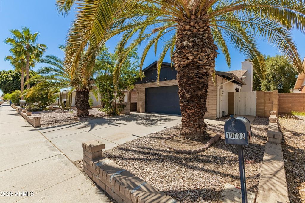 Photo of 10008 N 44th Drive, Glendale, AZ 85302 (MLS # 7003541)