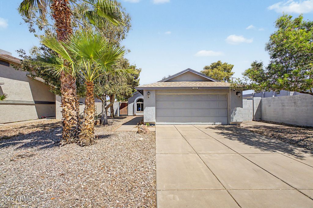 Photo of 3602 W Behrend Drive, Glendale, AZ 85308 (MLS # 7022555)