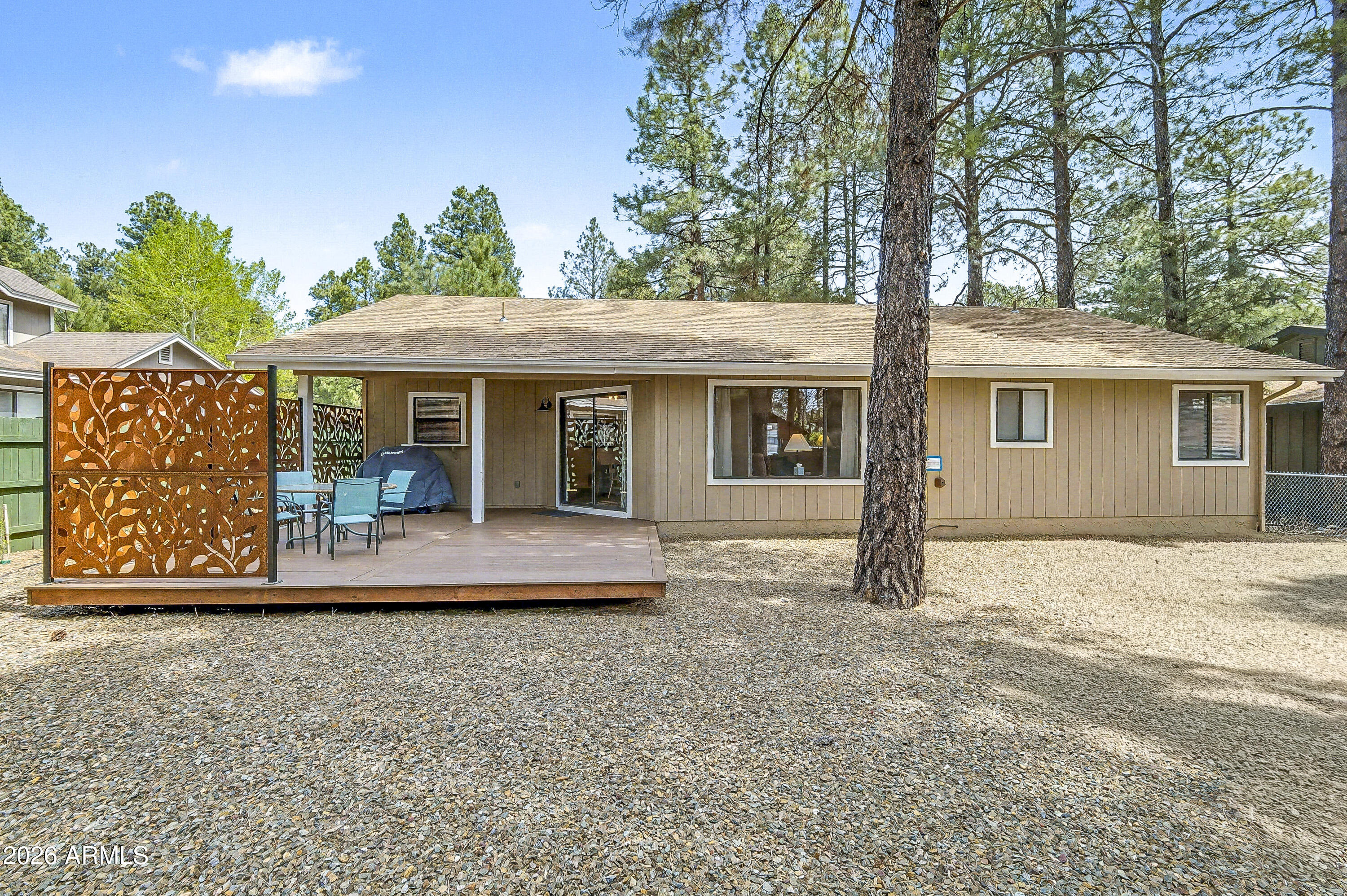 UNIVERSITY HIGHLANDS 1 - Residential
