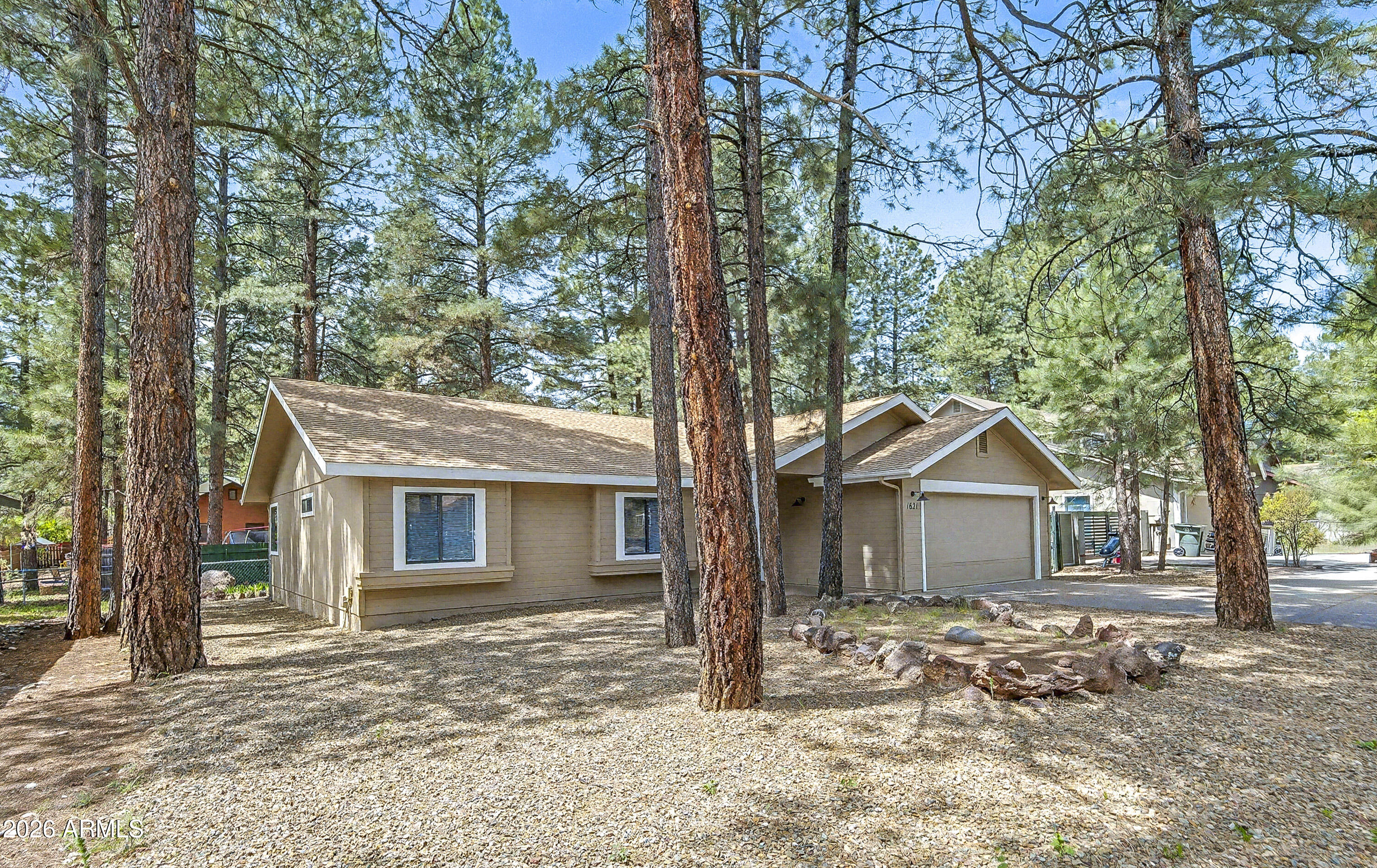 UNIVERSITY HIGHLANDS 1 - Residential