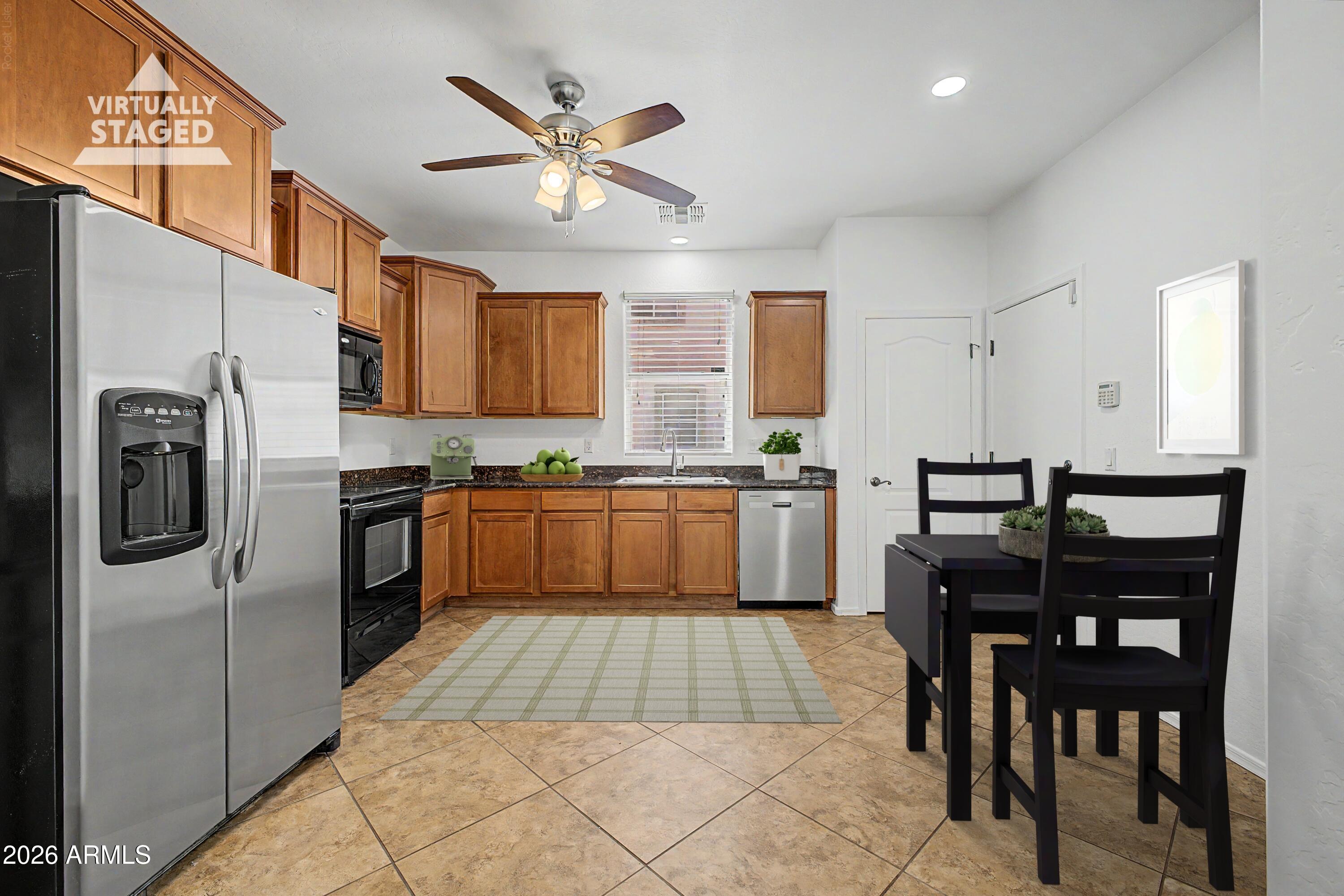 4282 E CARLA VISTA Drive