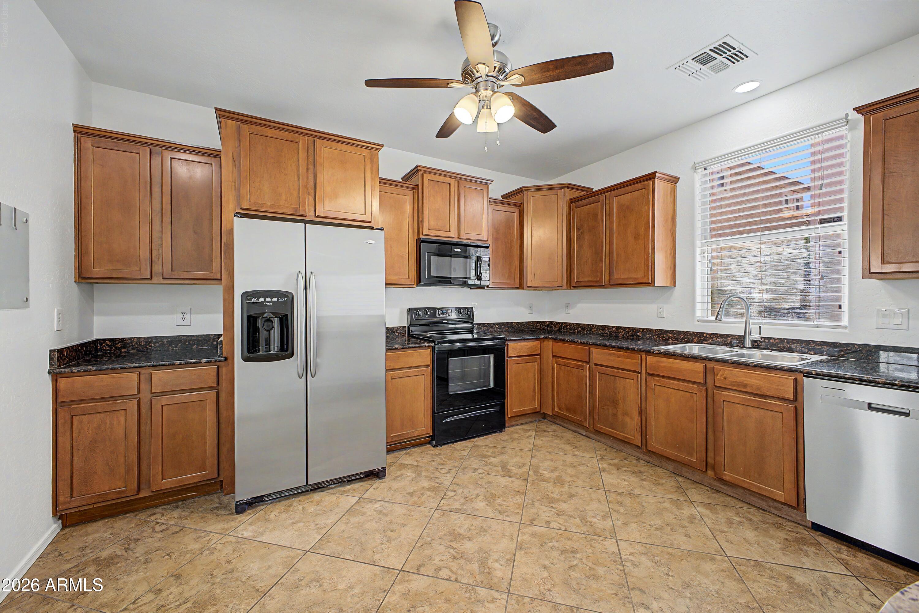 4282 E CARLA VISTA Drive