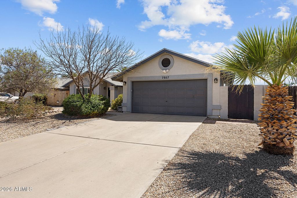 Photo of 7957 W Dreyfus Drive, Peoria, AZ 85381 (MLS # 7002823)