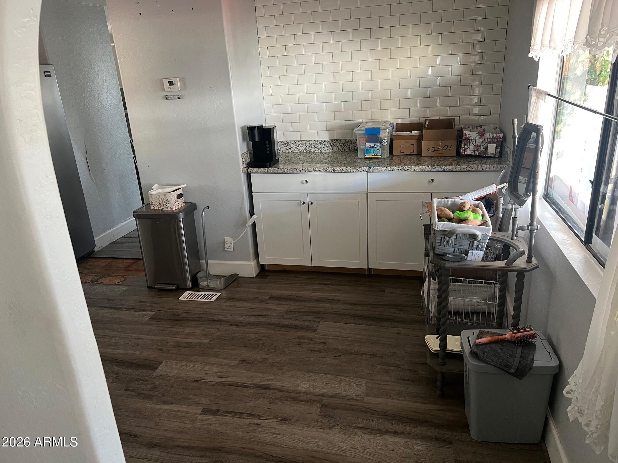 PARADISE GROVES MANUFACTURED HOME PARK - Residential