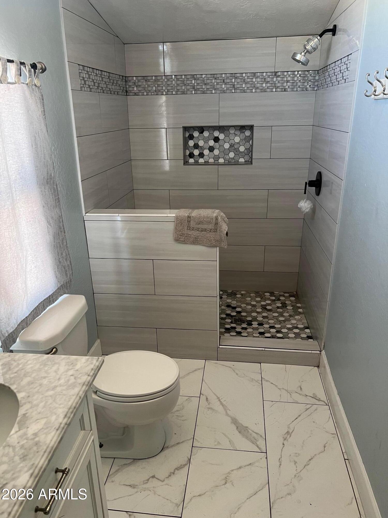 PARADISE GROVES MANUFACTURED HOME PARK - Residential