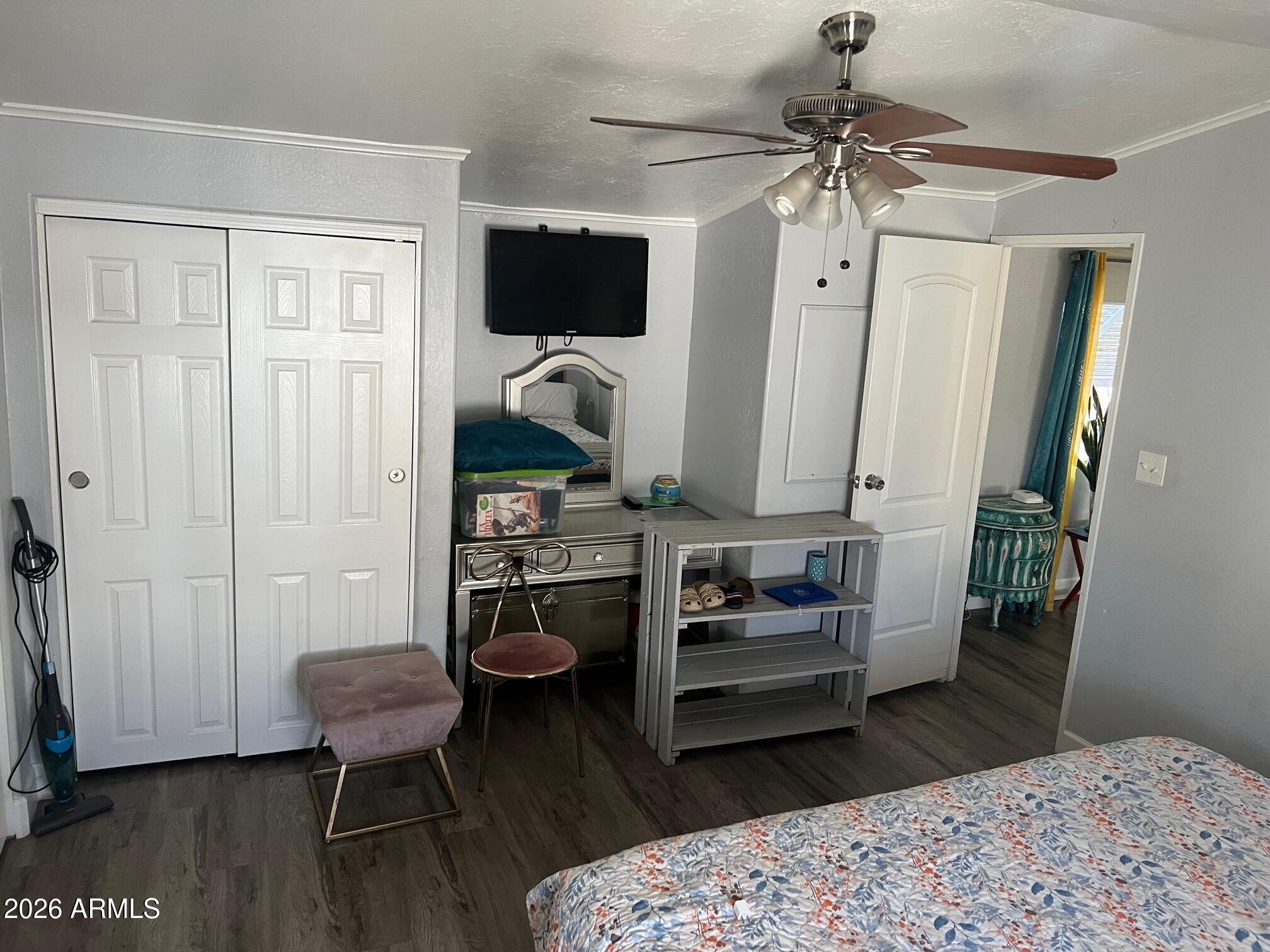 PARADISE GROVES MANUFACTURED HOME PARK - Residential