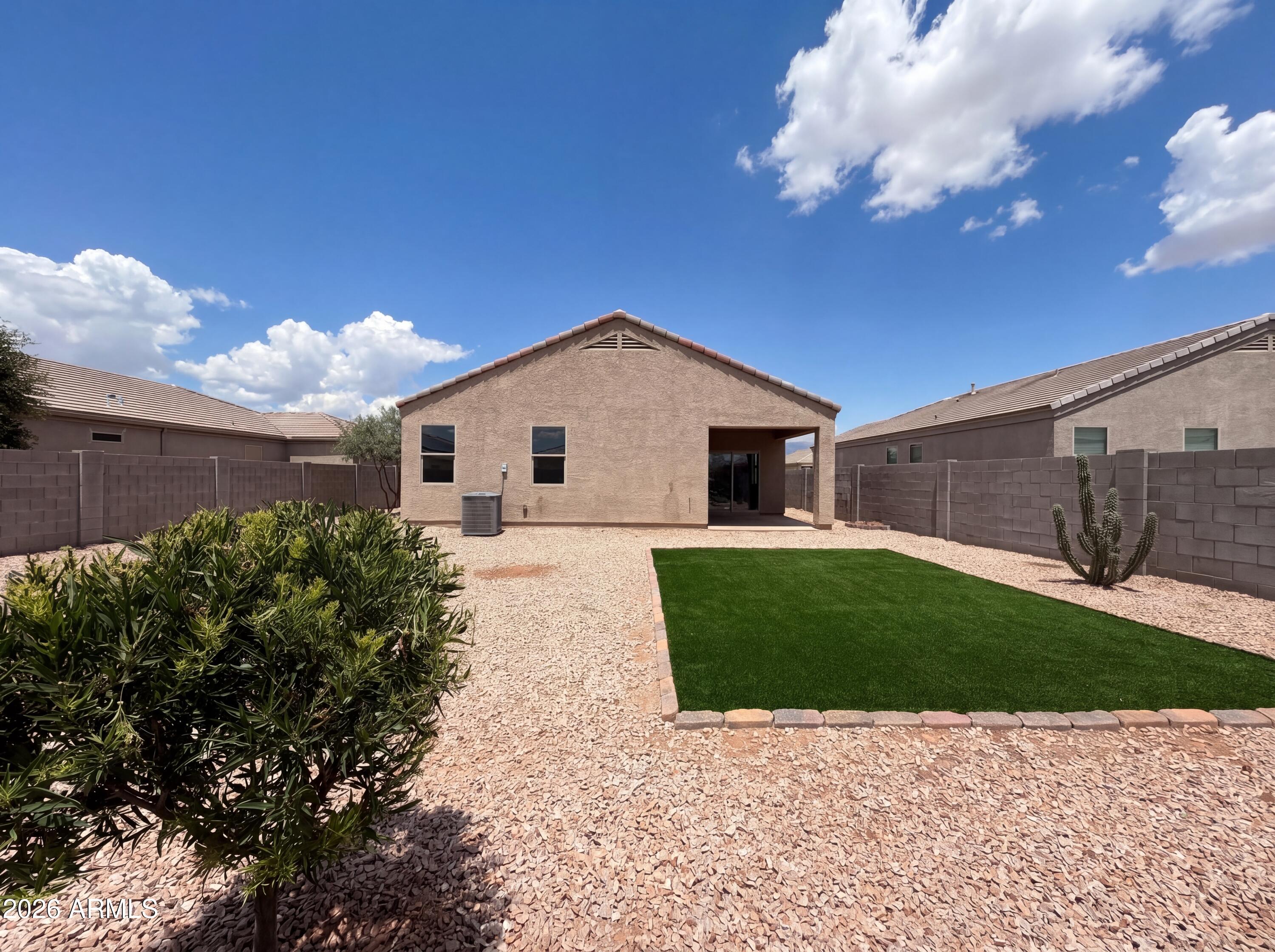11639 E CLIFFROSE Lane