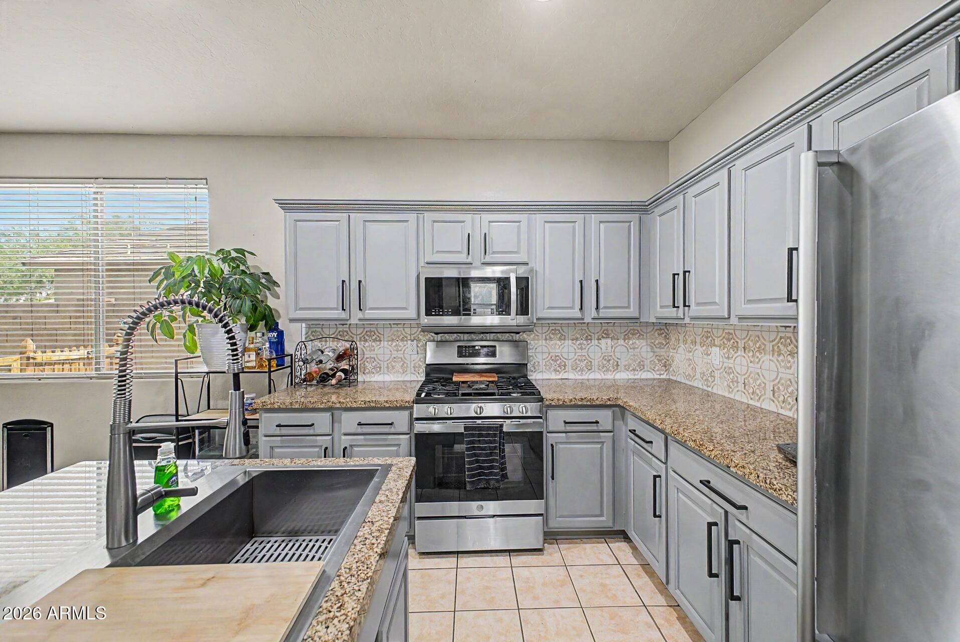 267 S 152ND Avenue S